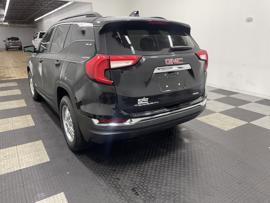 Used 2022 GMC Terrain SLE SUV