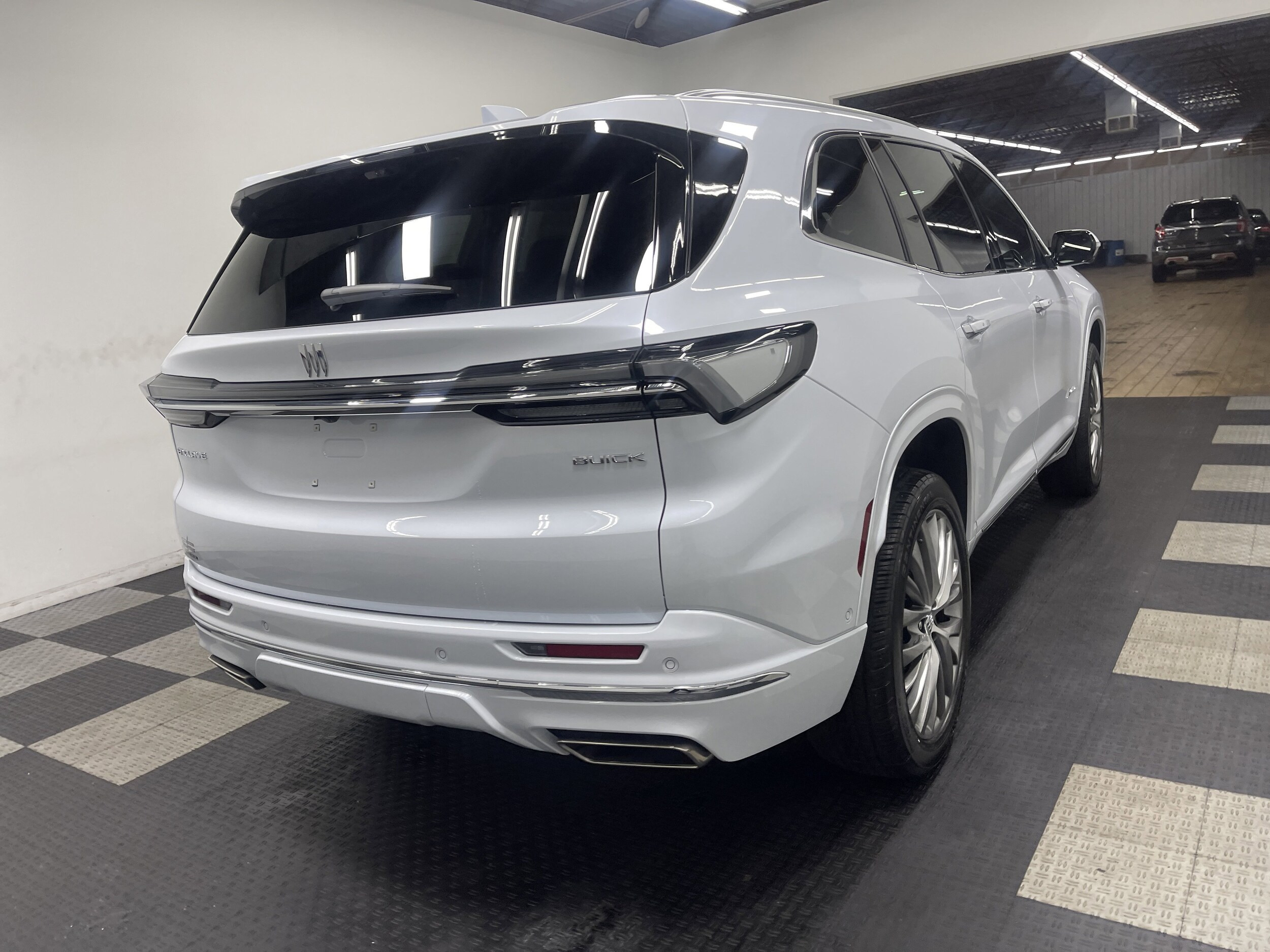 2026 Buick Enclave Avenir photo 3