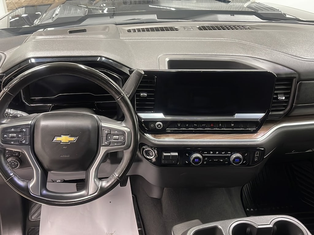 Used 2025 Chevrolet
