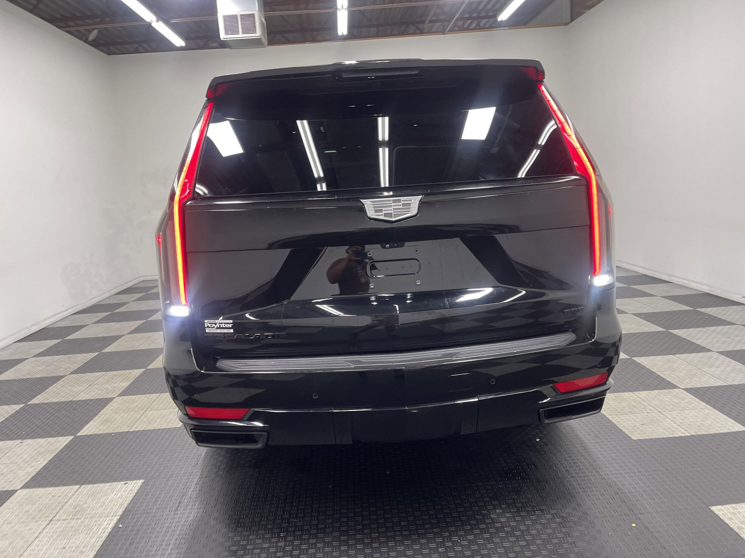 2022 Cadillac Escalade ESV Sport Platinum photo 3