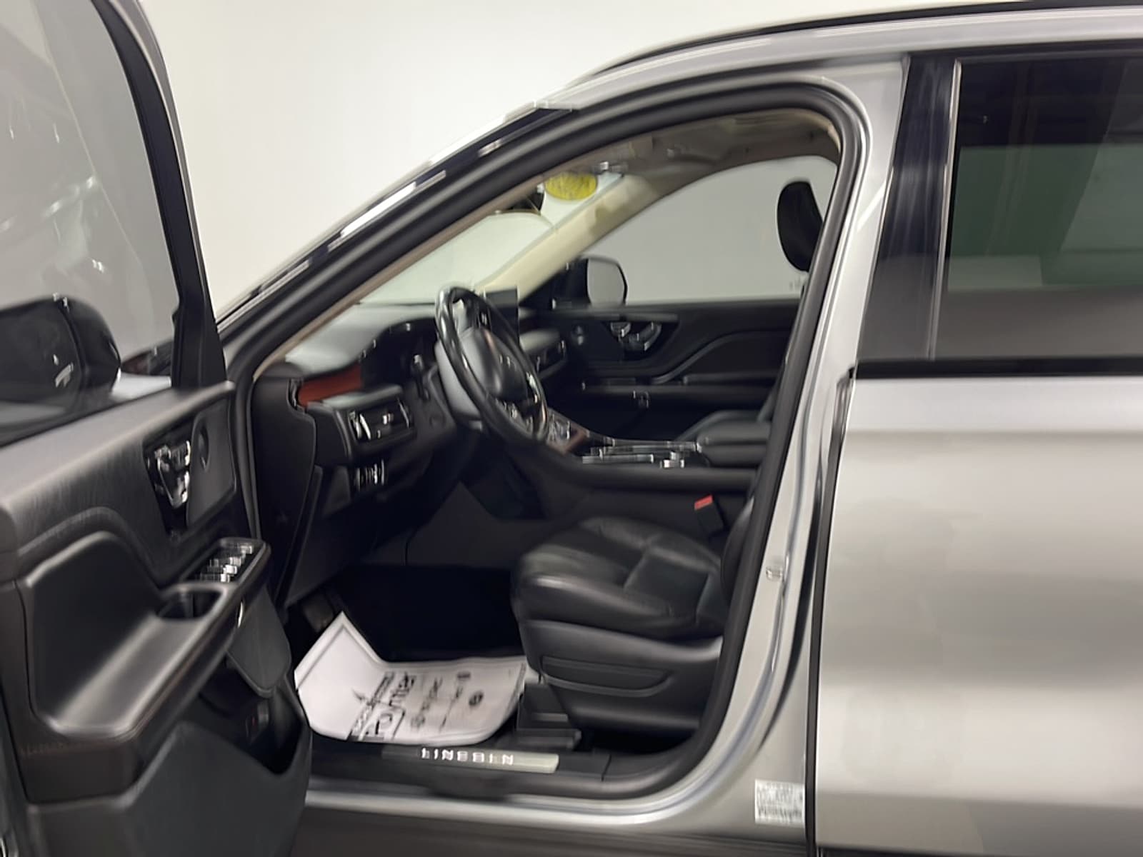 5LM5J7XC9PGL21542