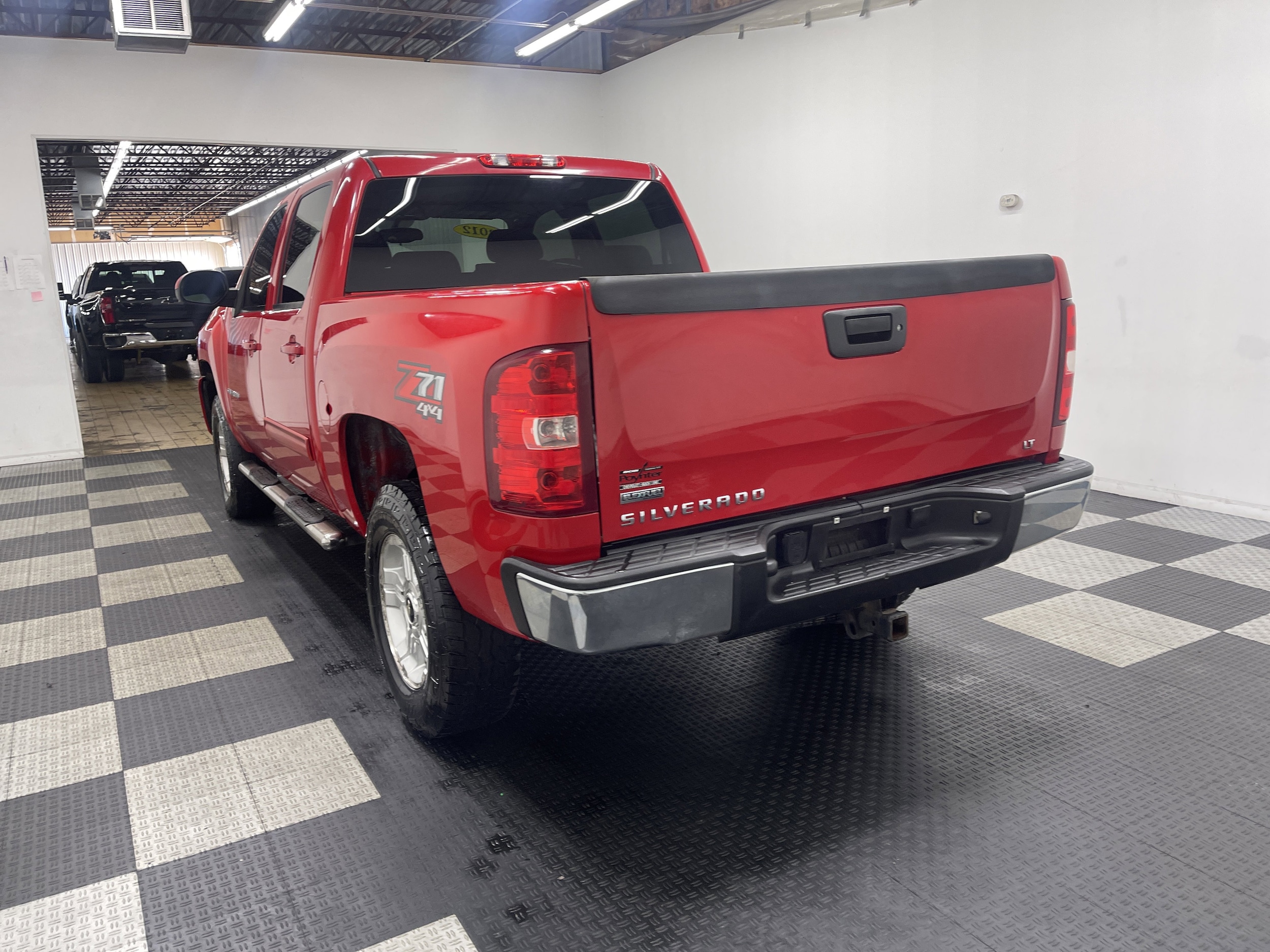 Used 2012 Chevrolet Silverado 1500 LT with VIN 3GCPKSE79CG120177 for sale in Seymour, IN