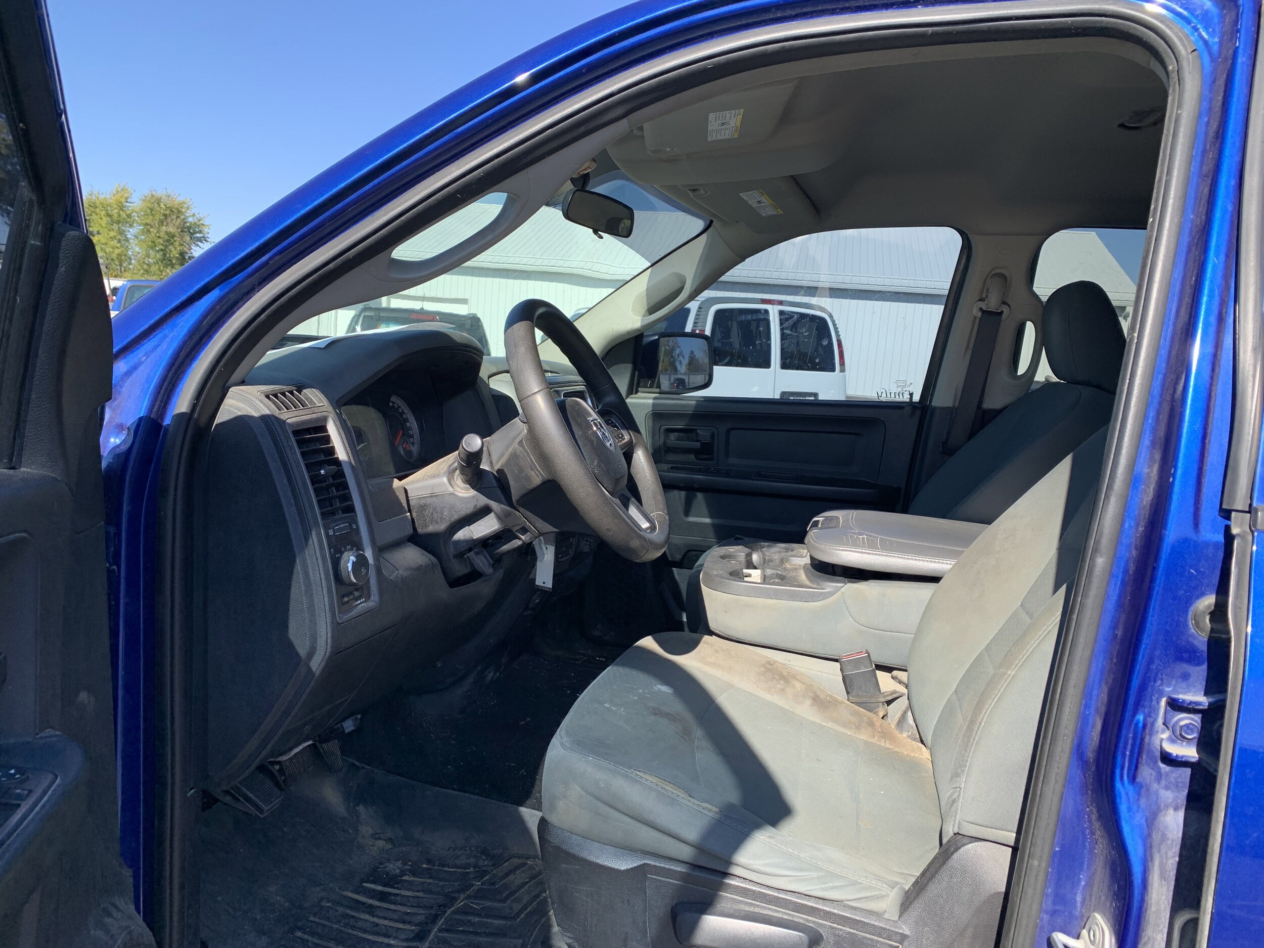 2015 Ram 1500 Express photo 2