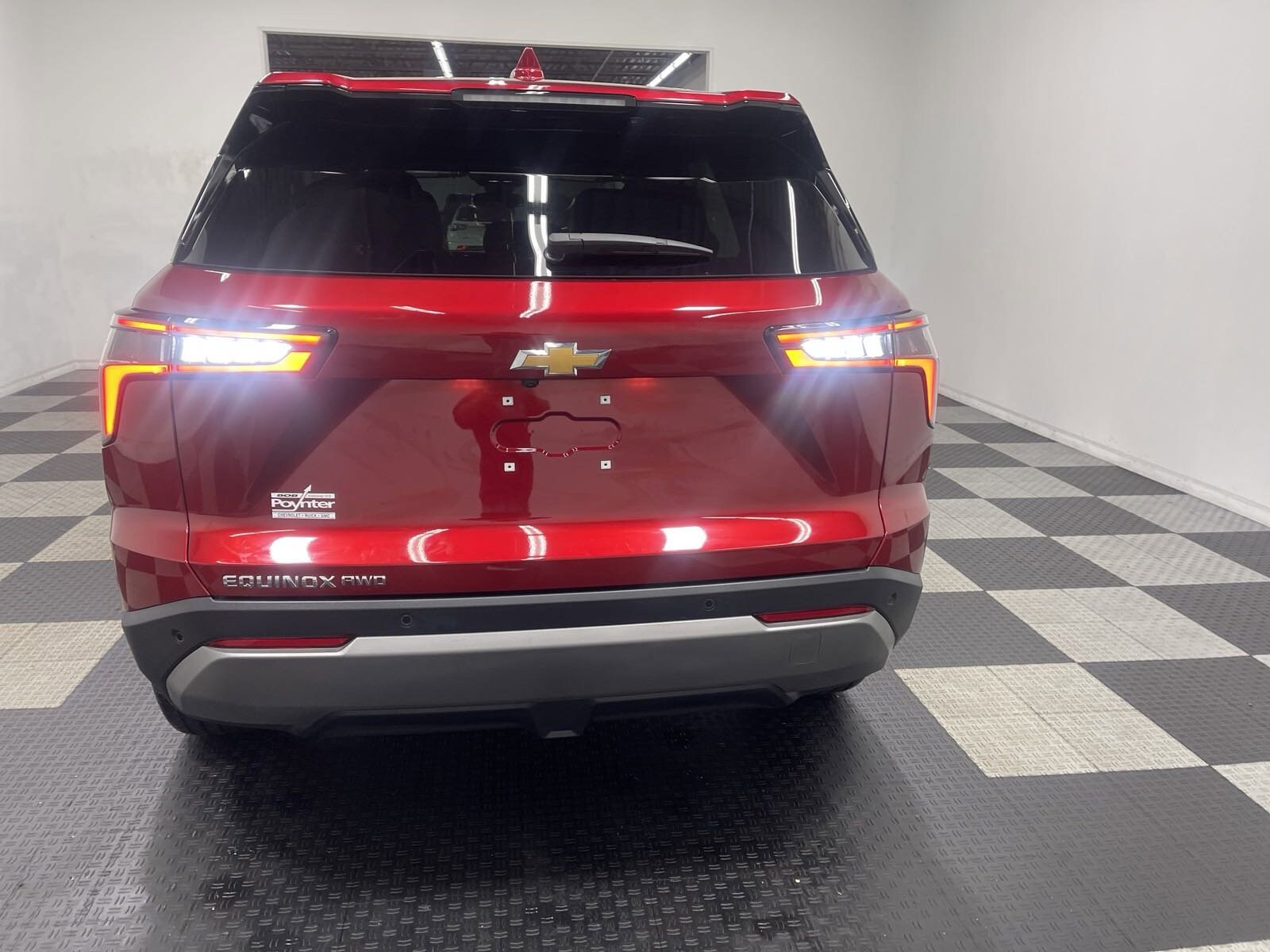 2025 Chevrolet Equinox LT photo 3