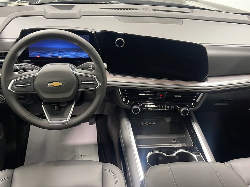 New 2026 Chevrolet Suburban LT SUV