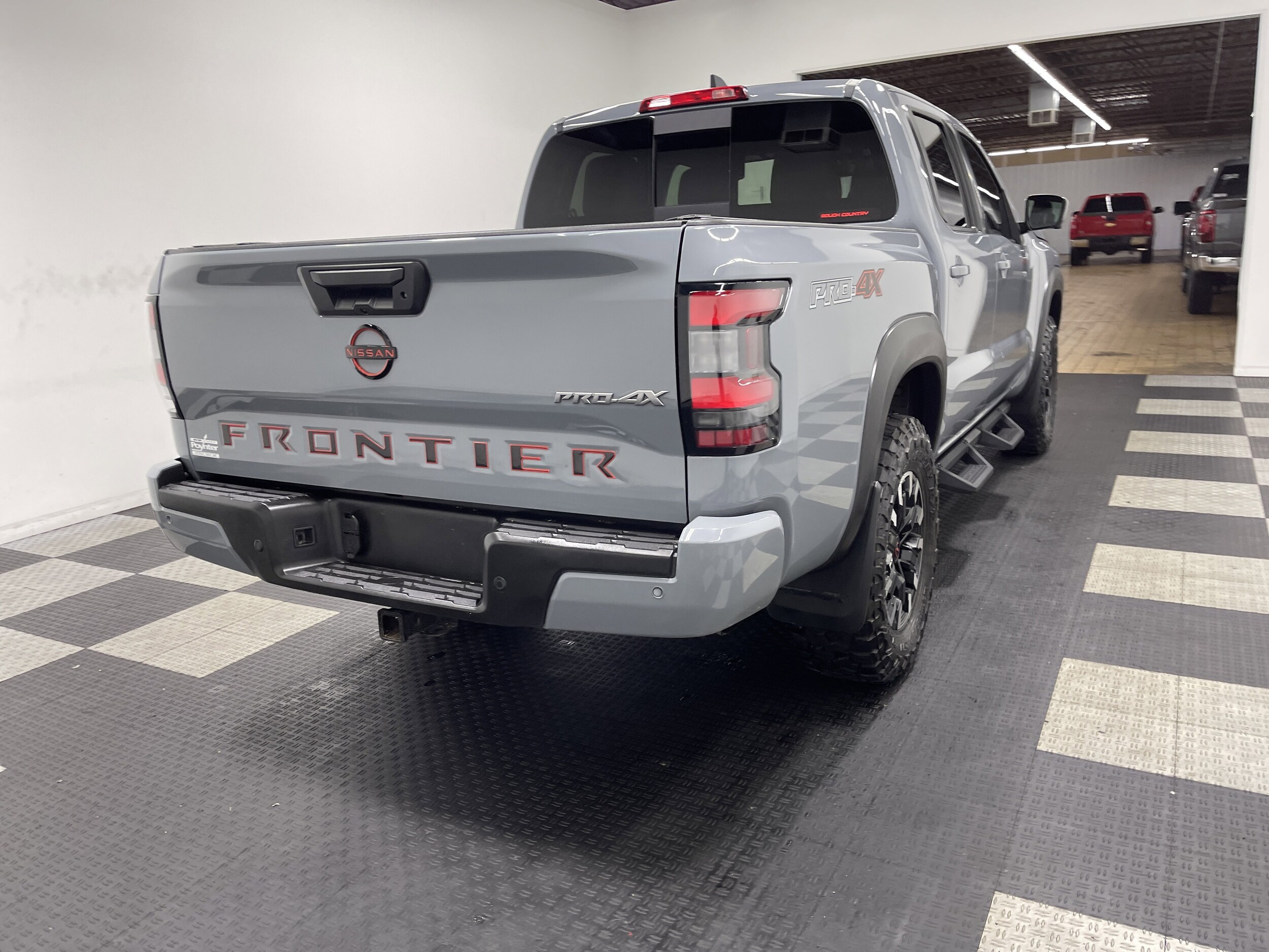 2023 Nissan Frontier PRO-4X photo 4