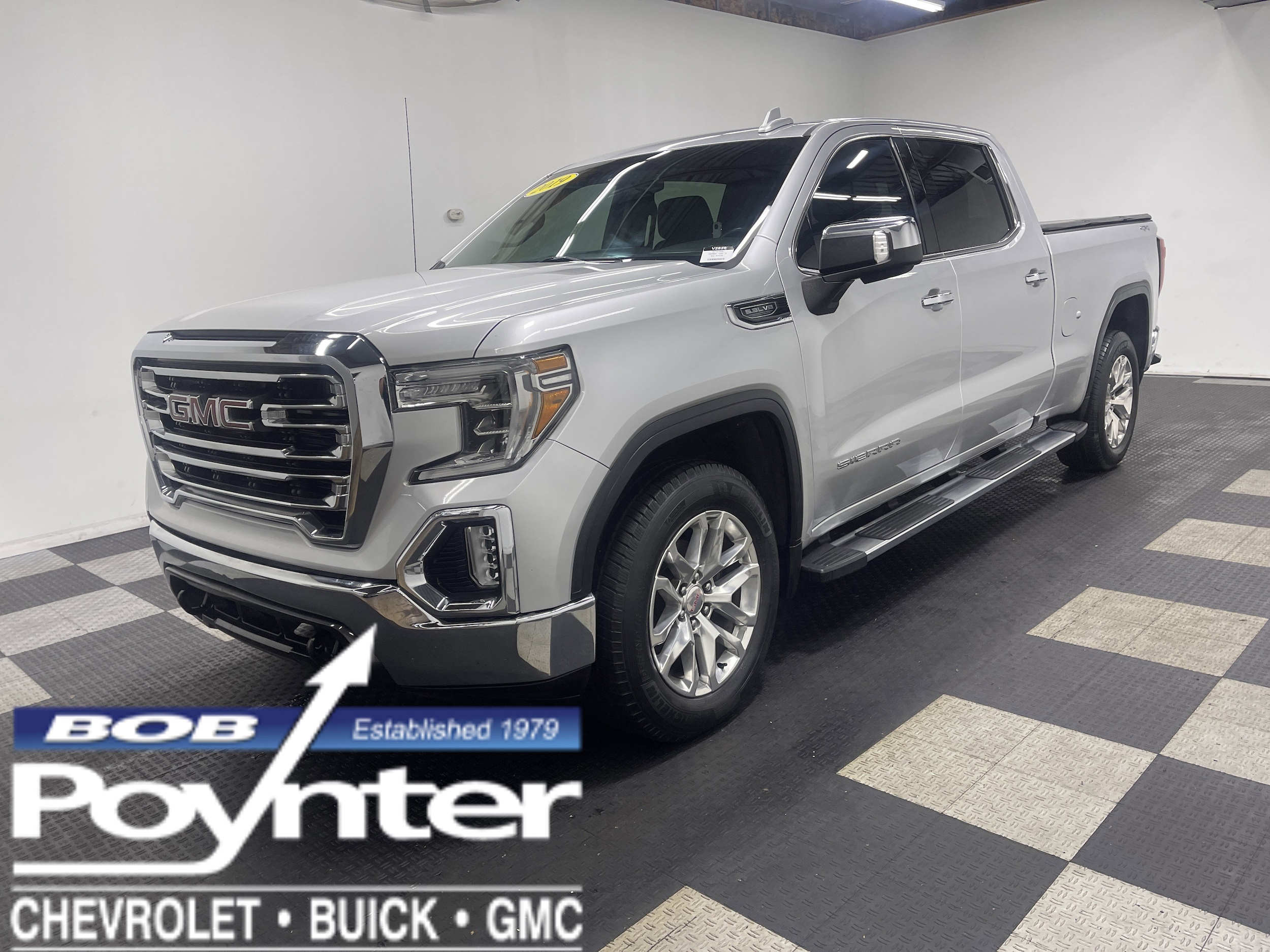 2019 GMC Sierra 4WD Crew Cab Standard Box SLT's photo