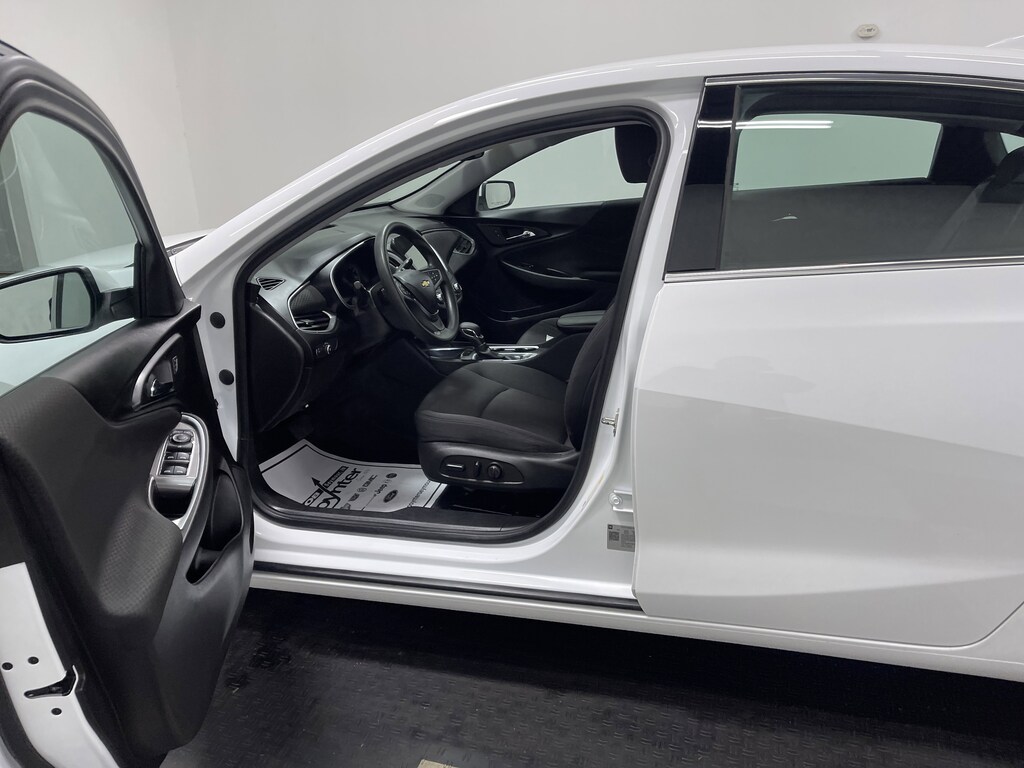 Used 2023 Chevrolet Malibu LT Car