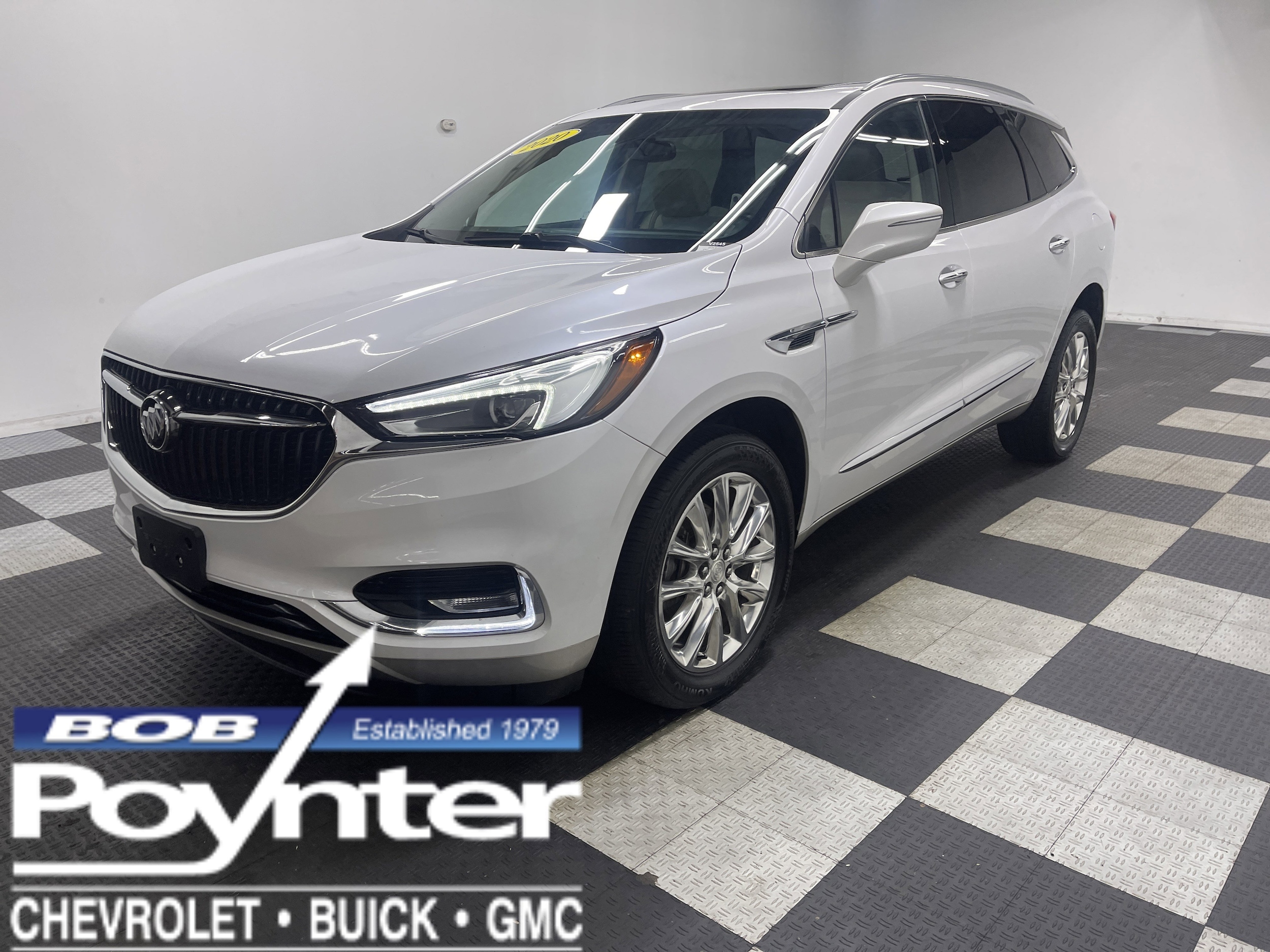 2020 Buick Enclave Essence's photo