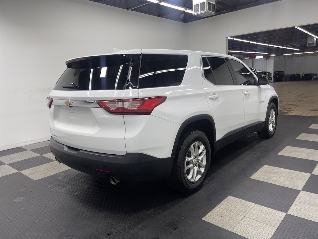 Used 2021 Chevrolet Traverse LS SUV