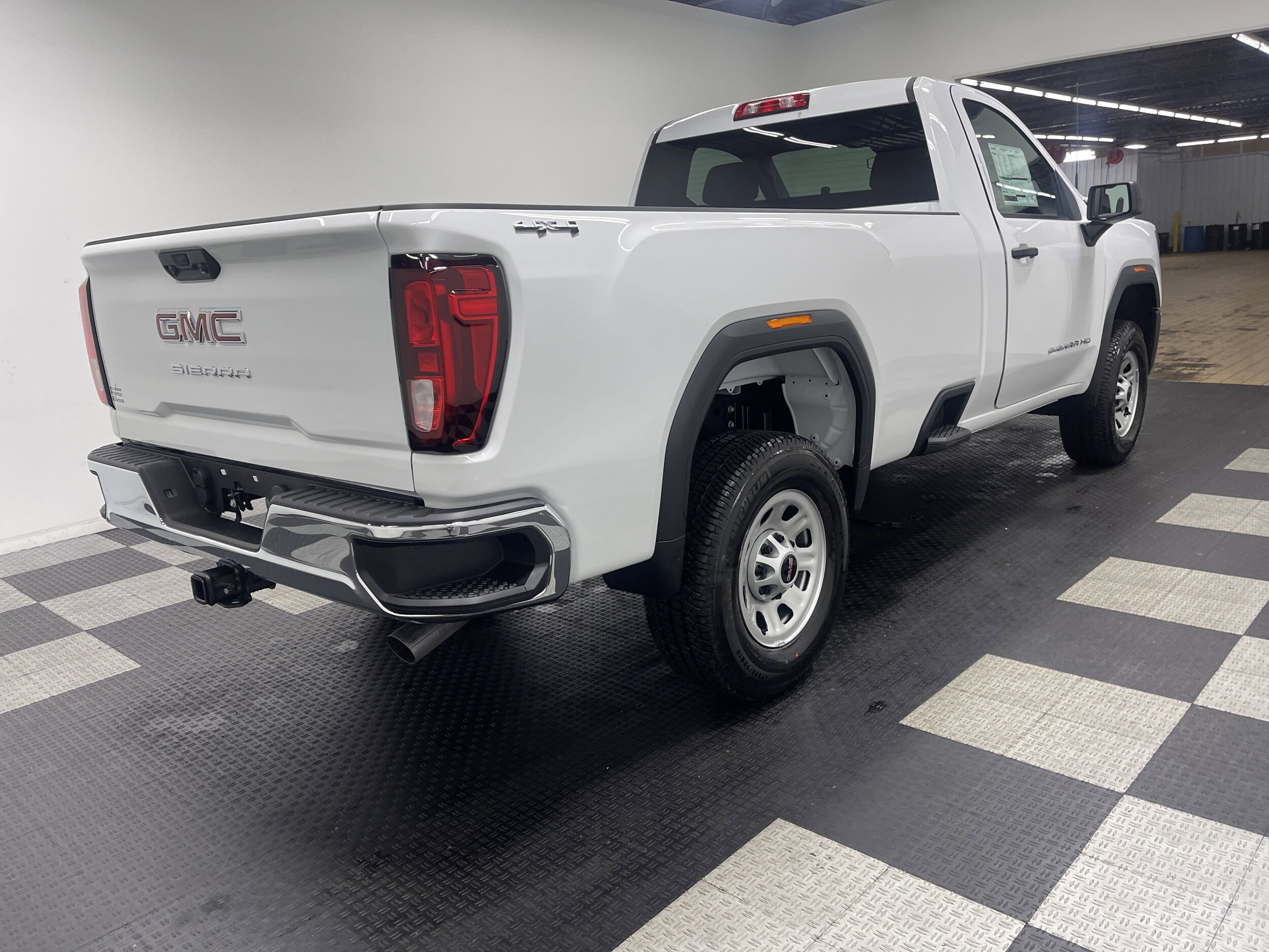 2025 Gmc Sierra 3500 HD Pro photo 3