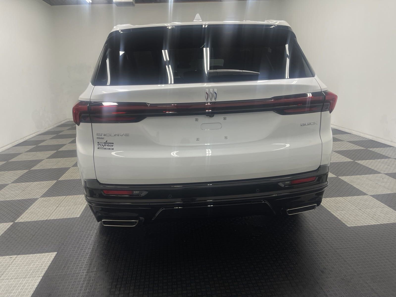 2025 Buick Enclave Sport Touring photo 3