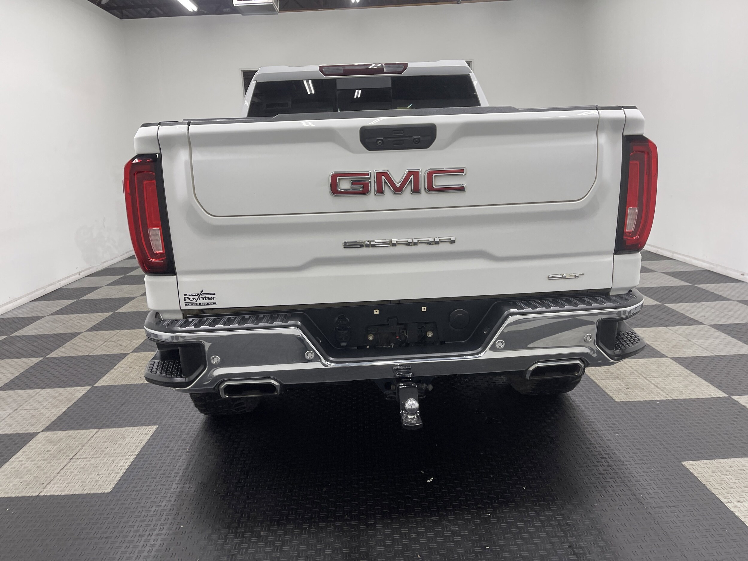 2019 Gmc Sierra 1500 SLT photo 2