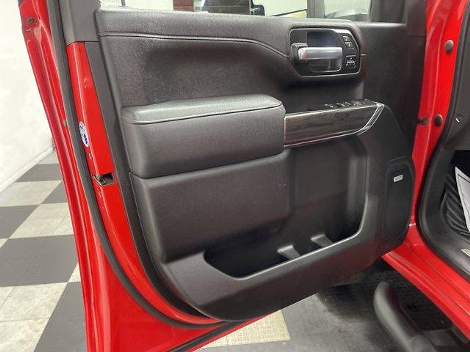 2021 Chevrolet Silverado 2500HD LTZ - Photo 8