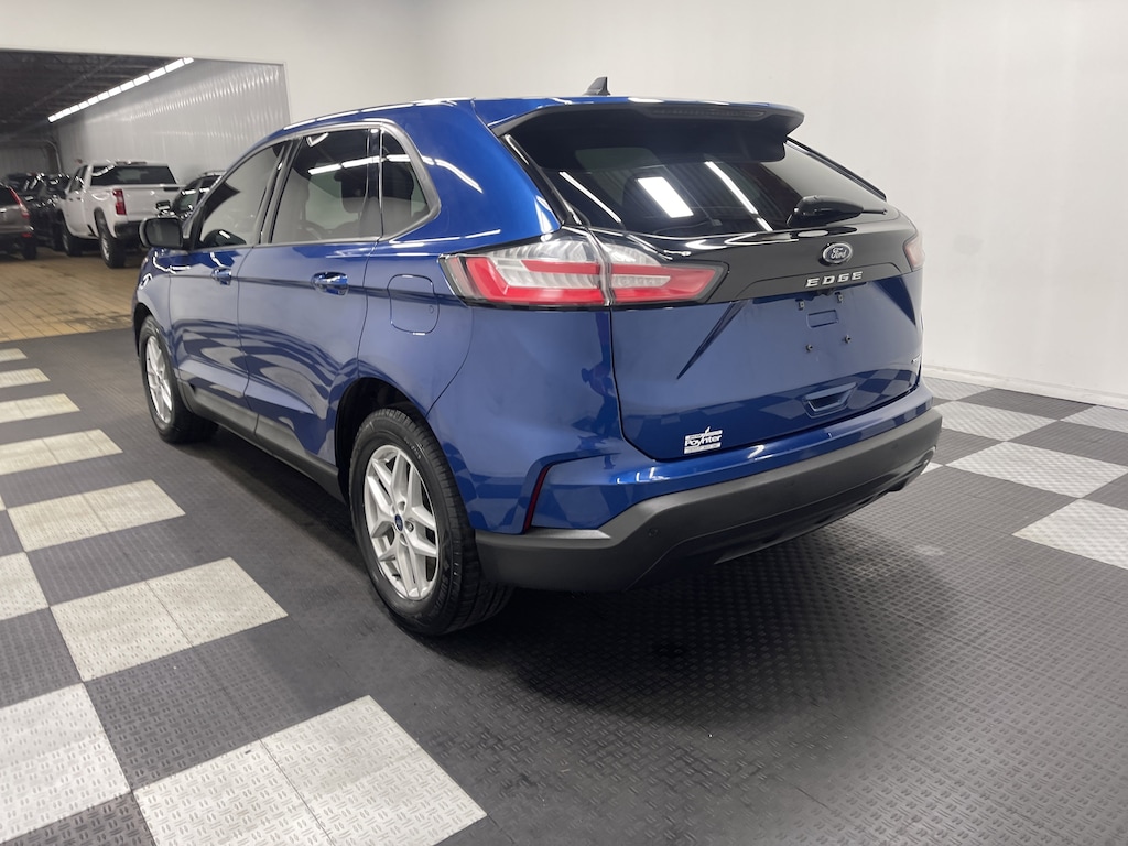Used 2022 Ford Edge SE SUV