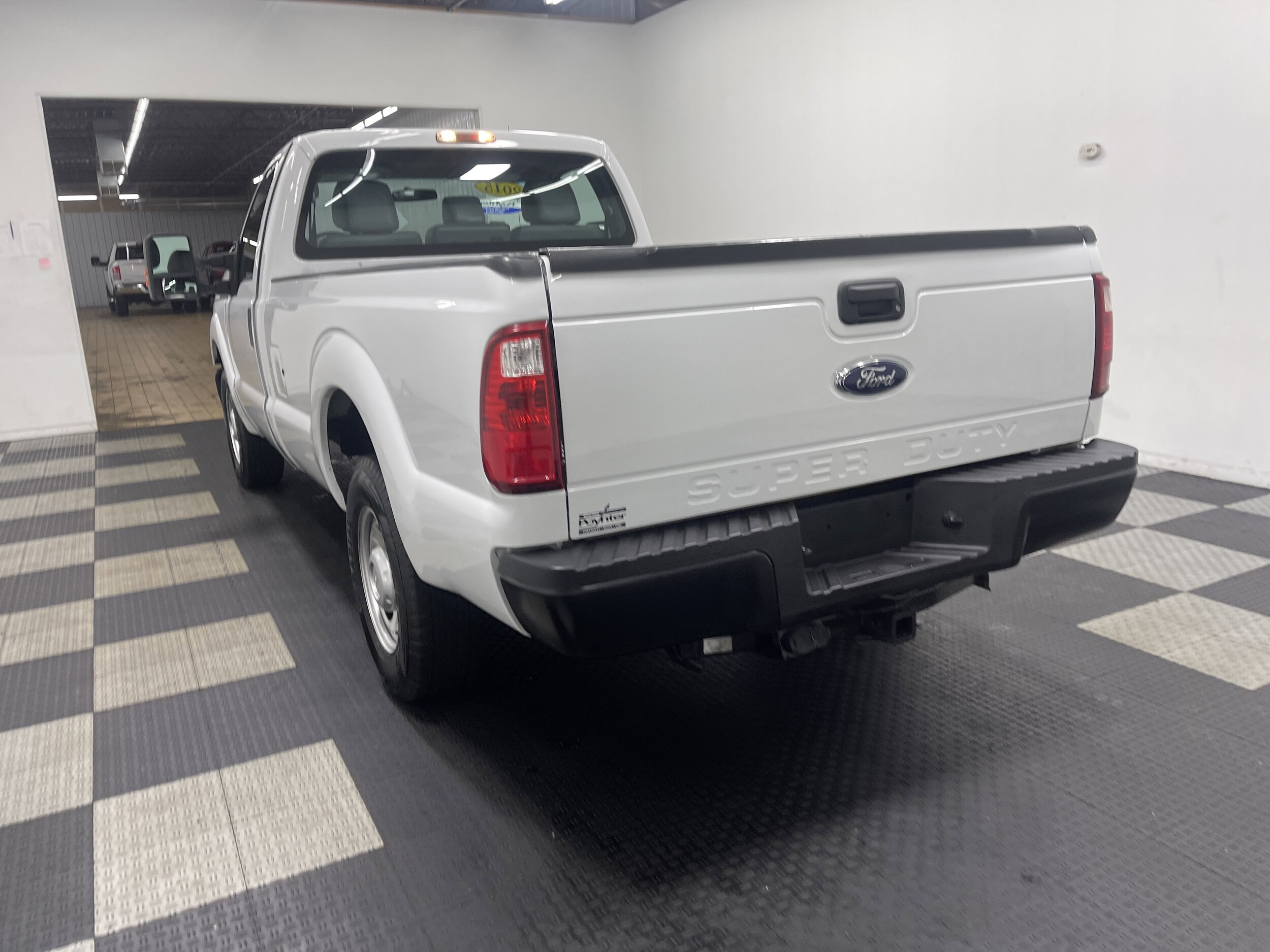2015 Ford F-250 XL photo 2