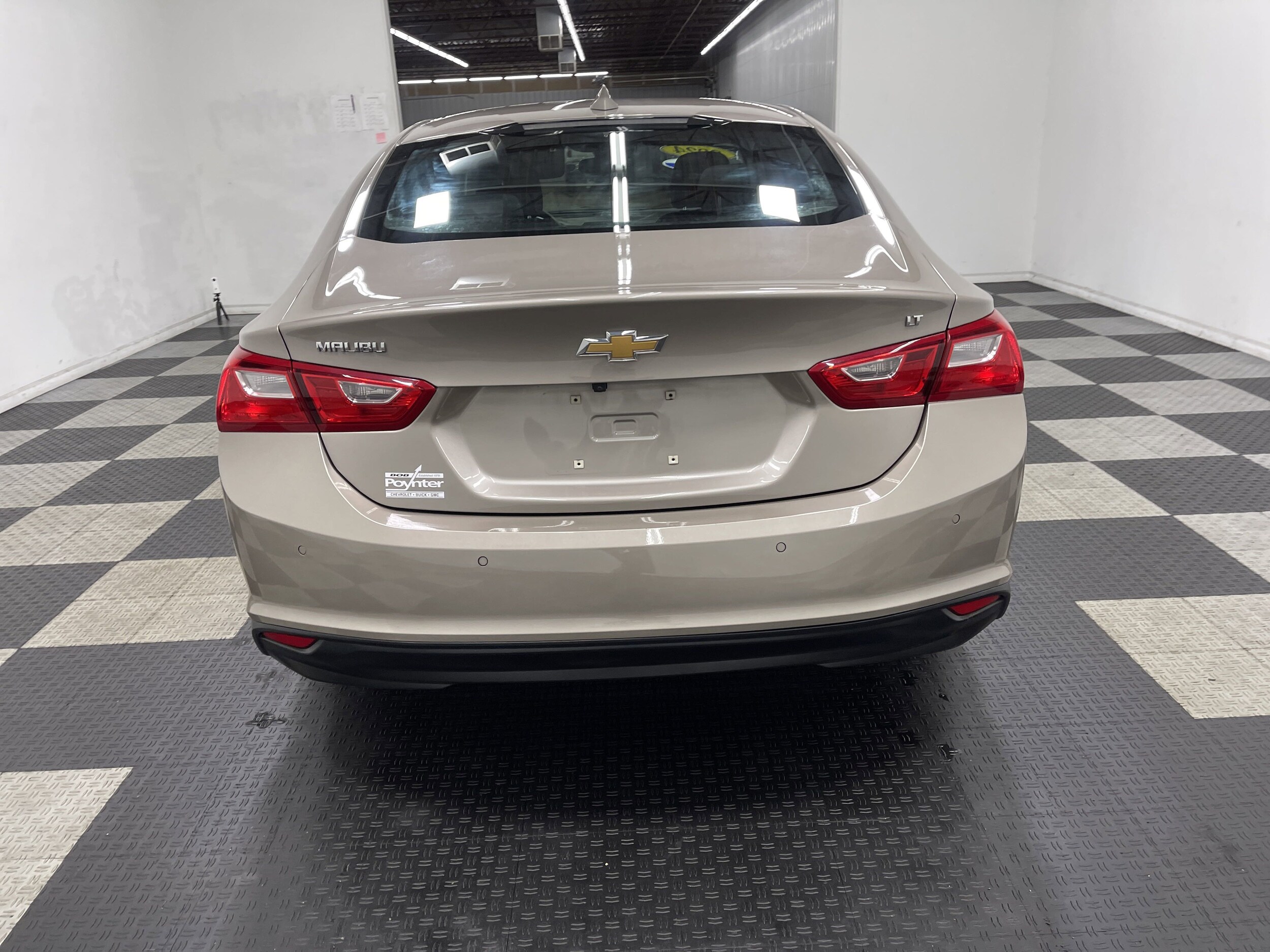2024 Chevrolet Malibu 1LT photo 3