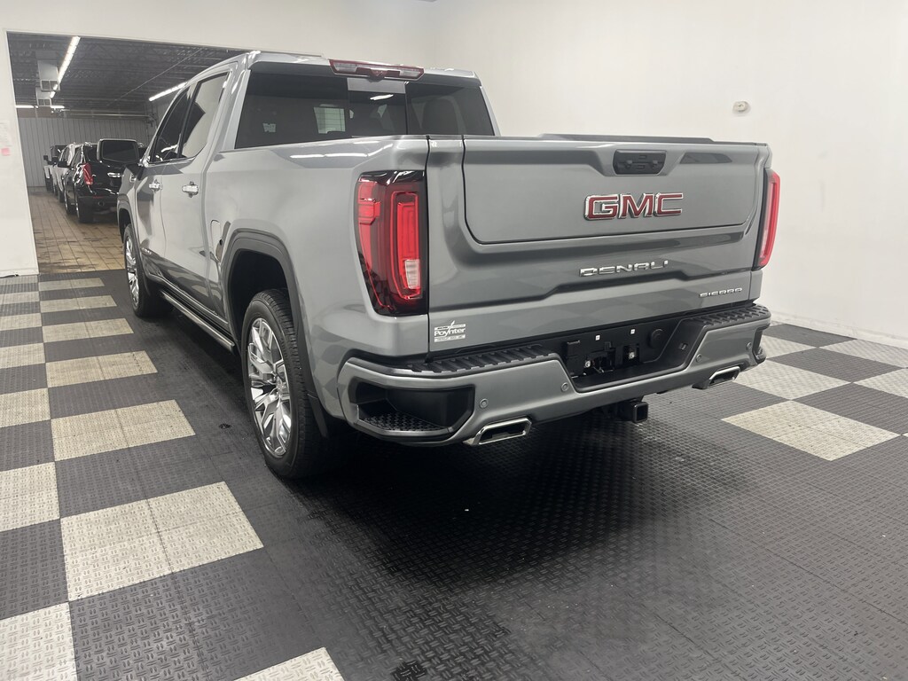 Used 2025 GMC