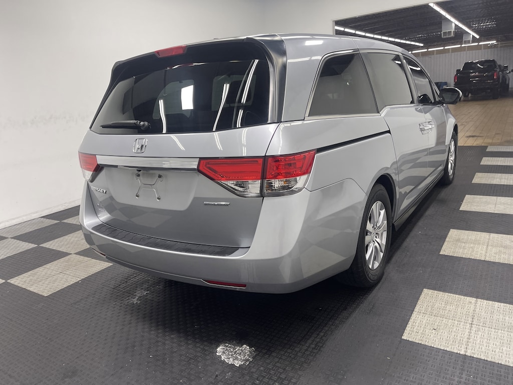 Used 2016 Honda Odyssey SE
