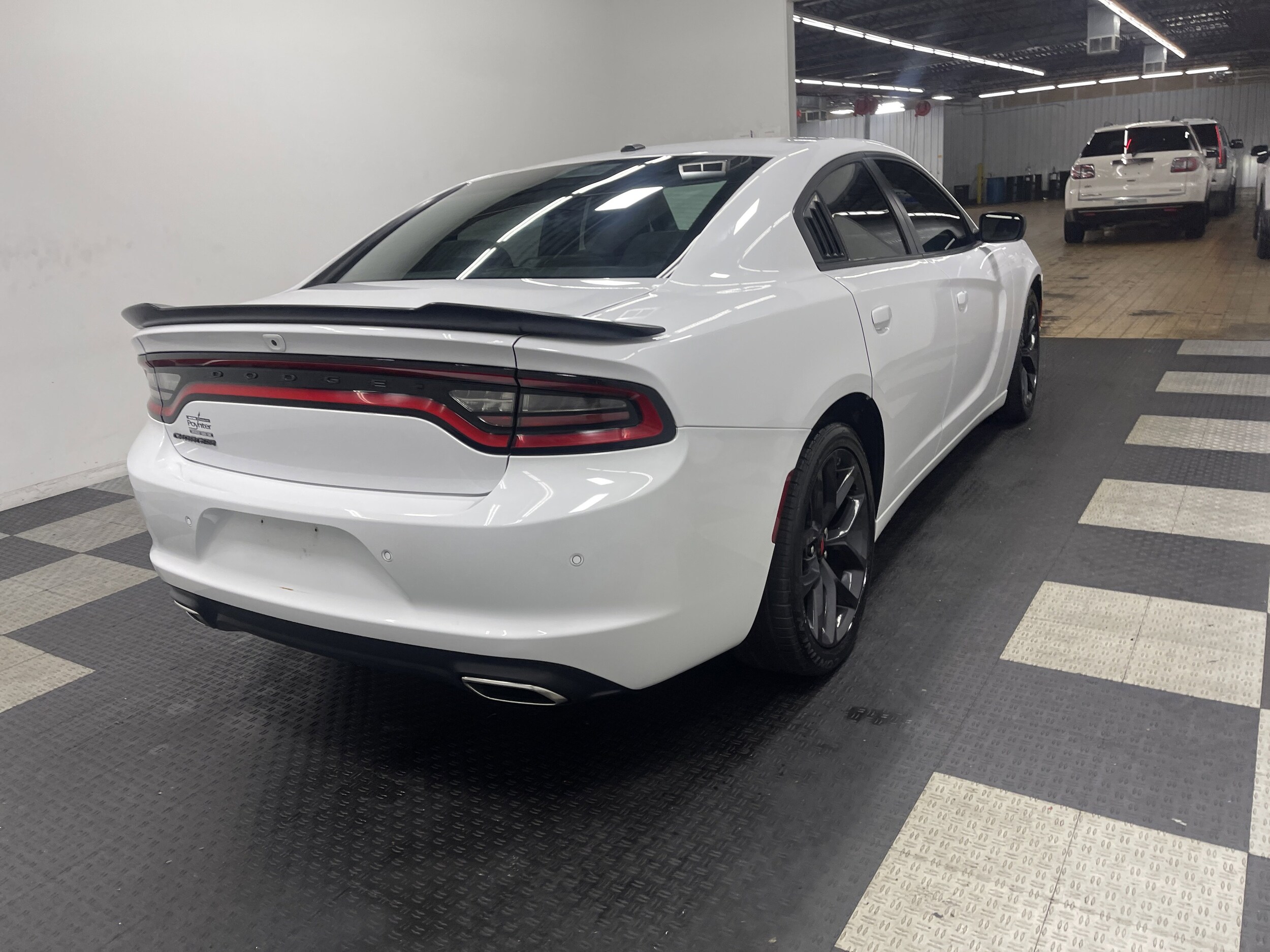 2020 Dodge Charger SXT photo 4