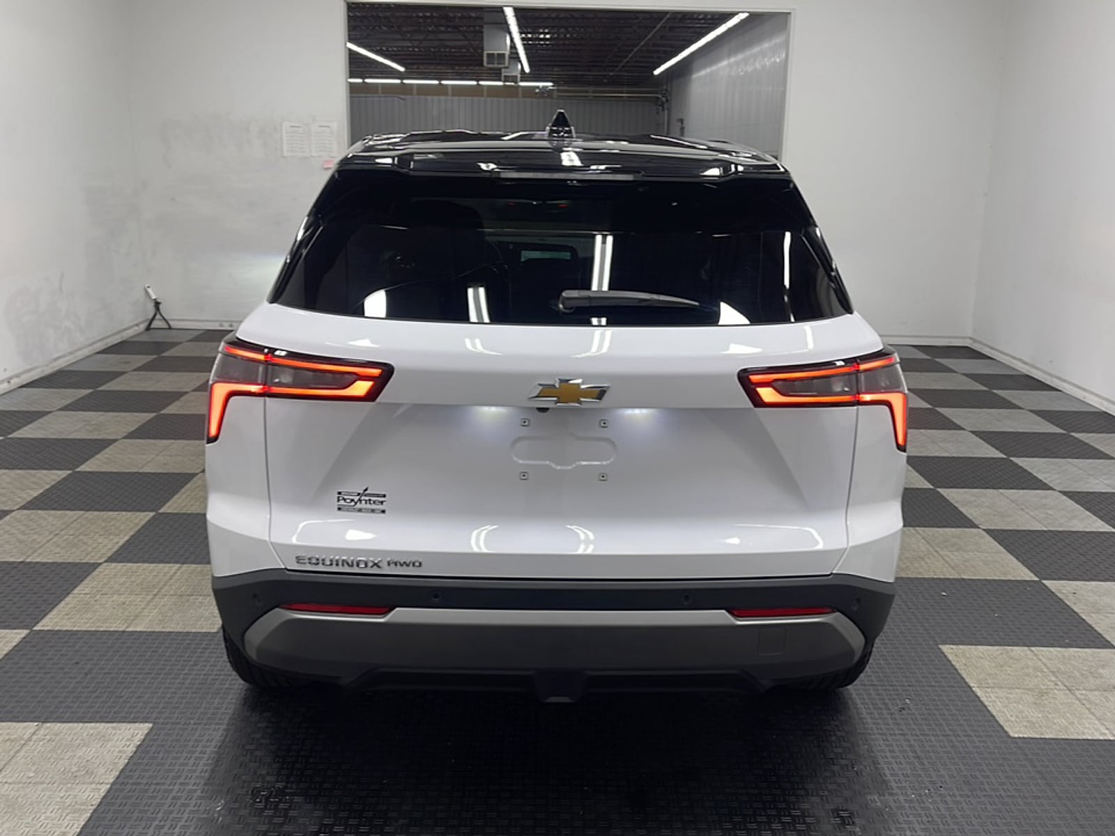 2027 Chevrolet Equinox LT - Photo 17
