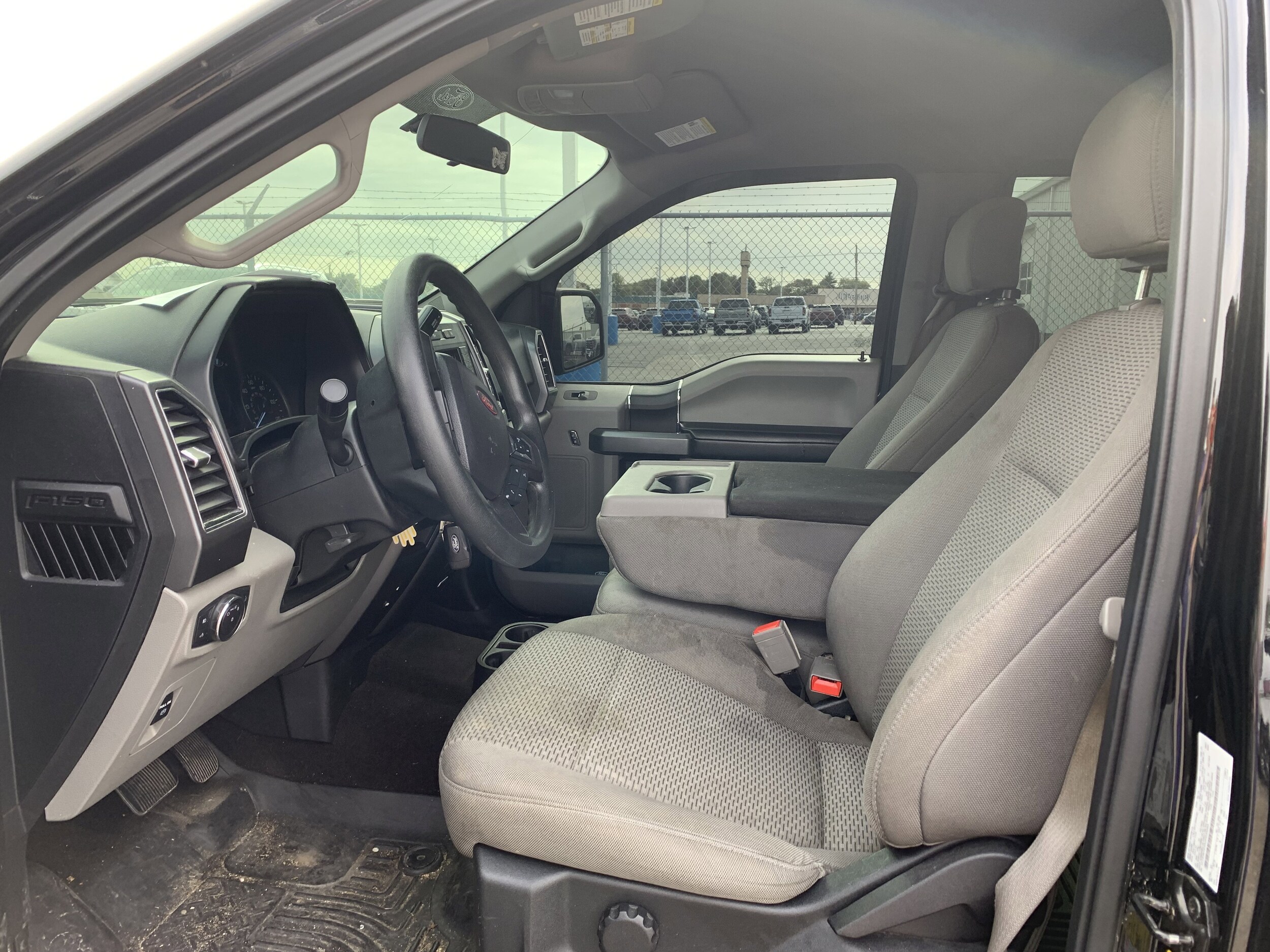 2018 Ford F-150 XL photo 2