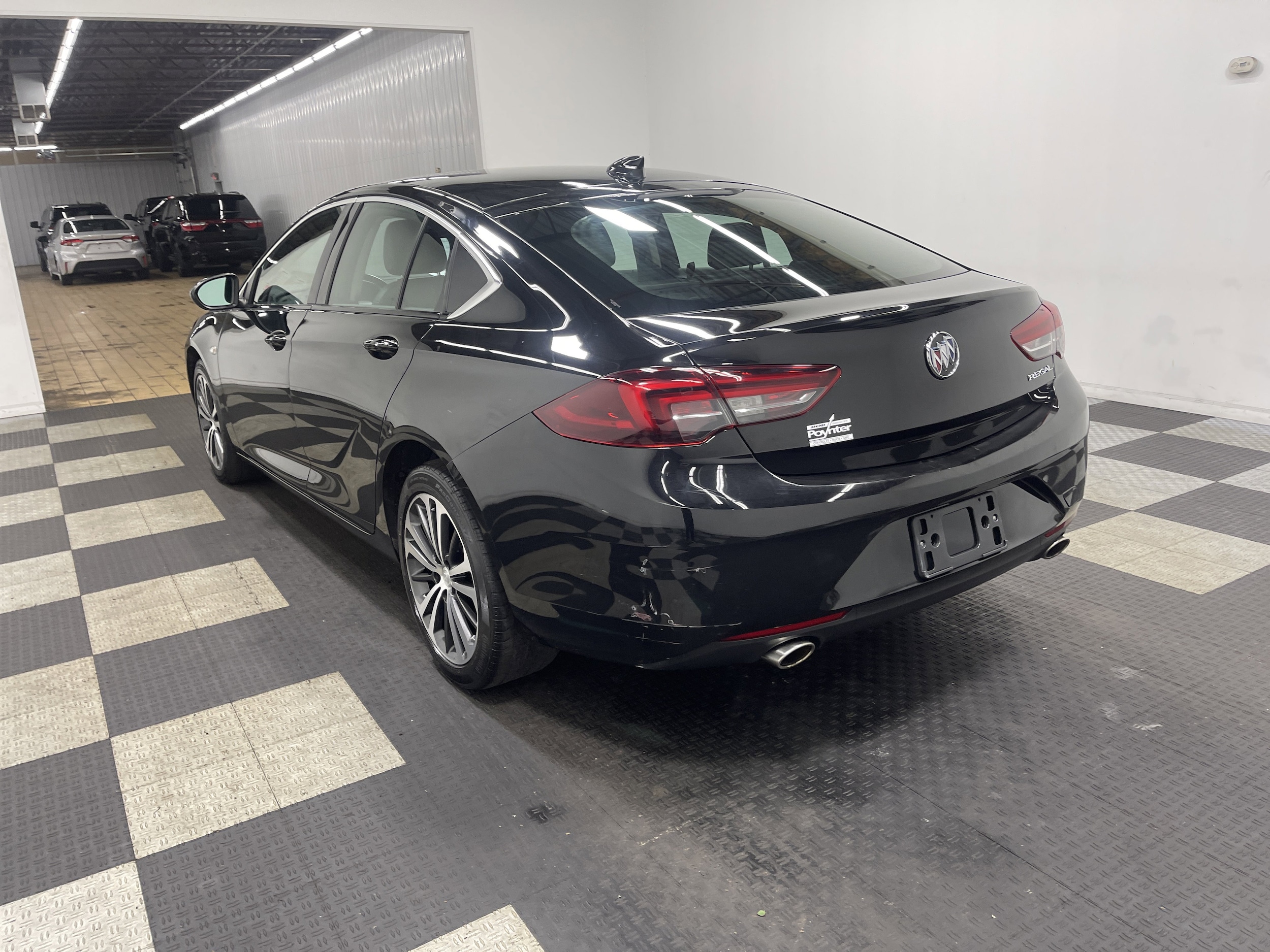 Used 2019 Buick Regal Sportback Preferred II with VIN W04GM6SX6K1071033 for sale in Seymour, IN
