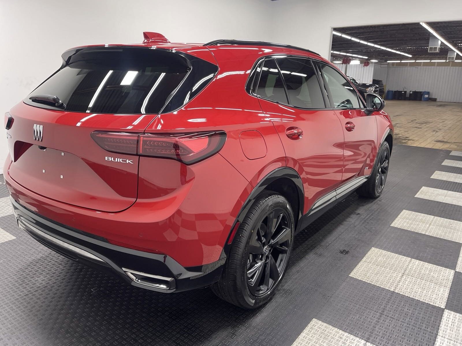 2025 Buick Envision Sport Touring photo 4