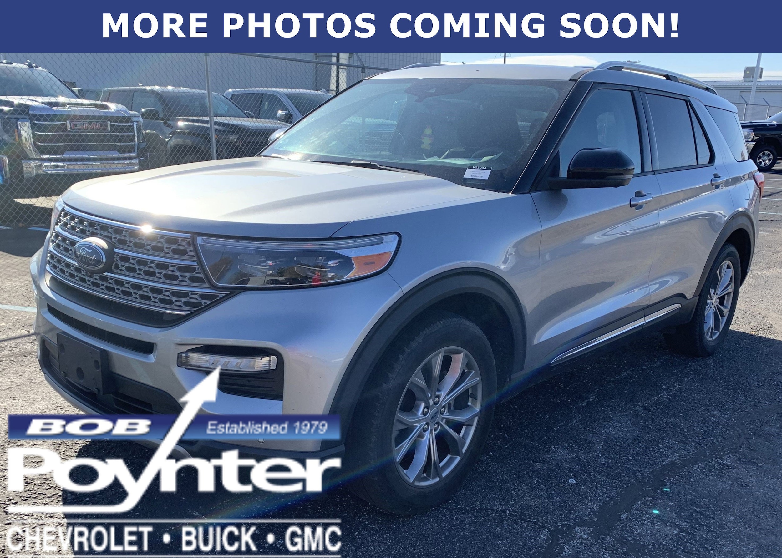 2021 Ford Explorer Limited's photo