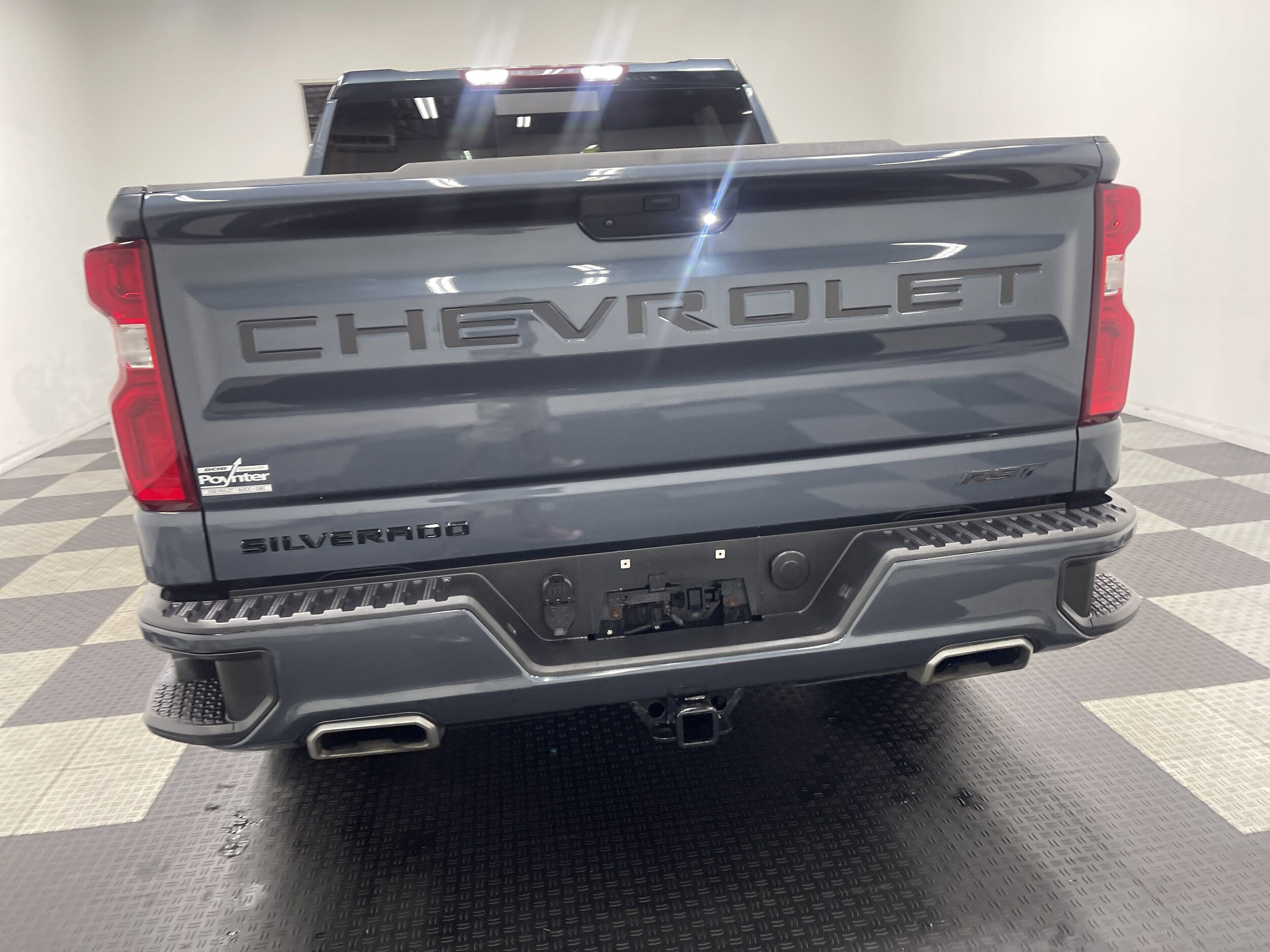 2021 Chevrolet Silverado 1500 RST photo 2