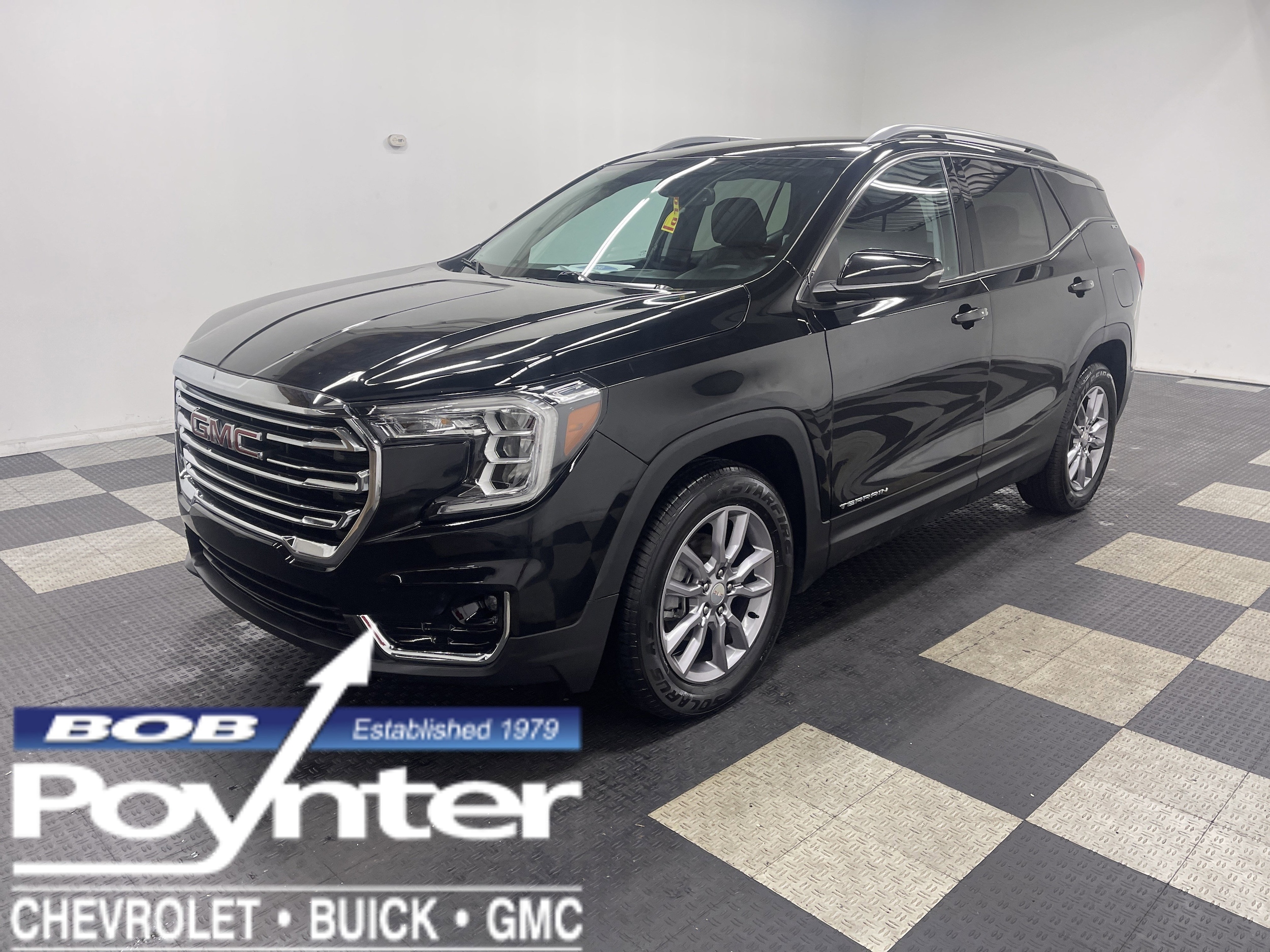 2023 GMC Terrain SLT's photo