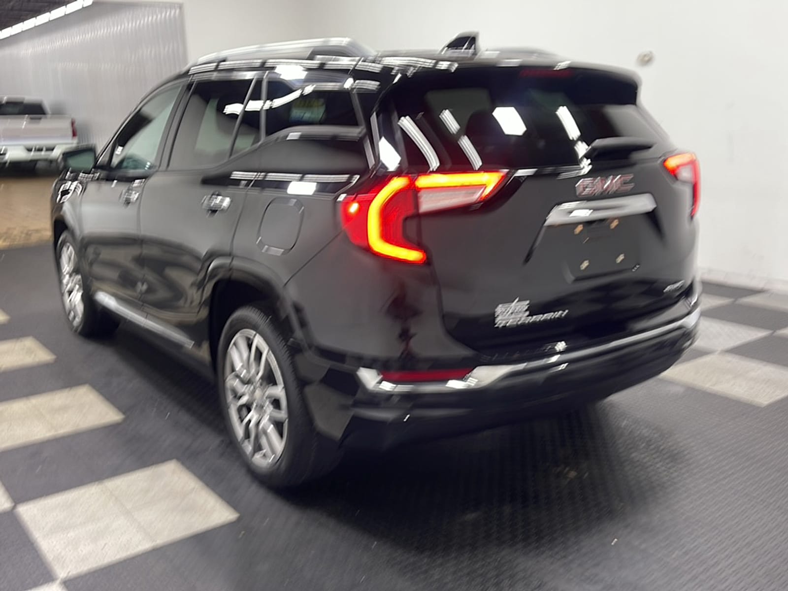 2023 GMC Terrain Denali - Photo 15