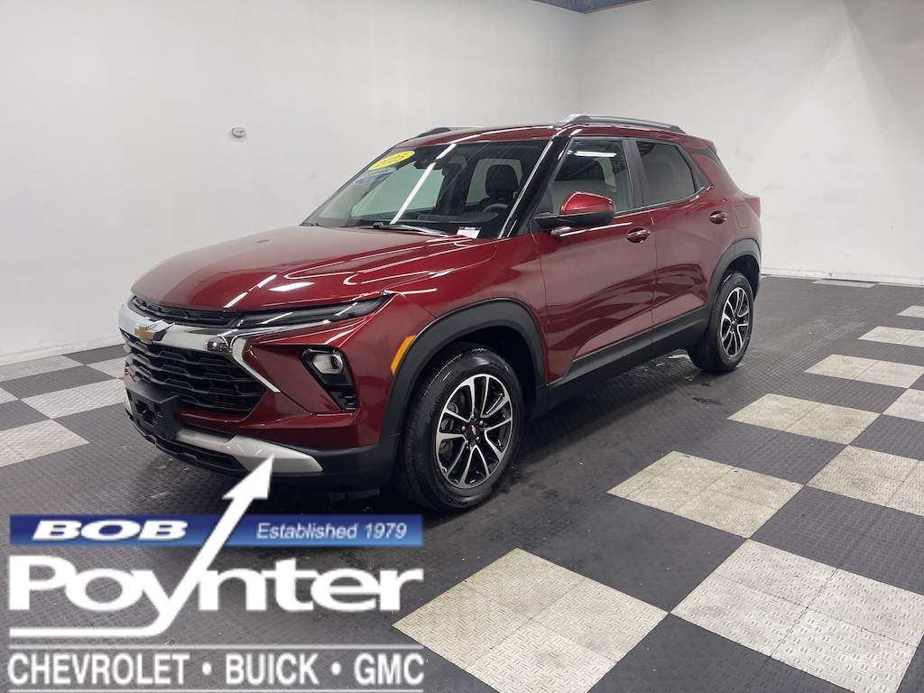 Used 2025 Chevrolet Trailblazer LT SUV