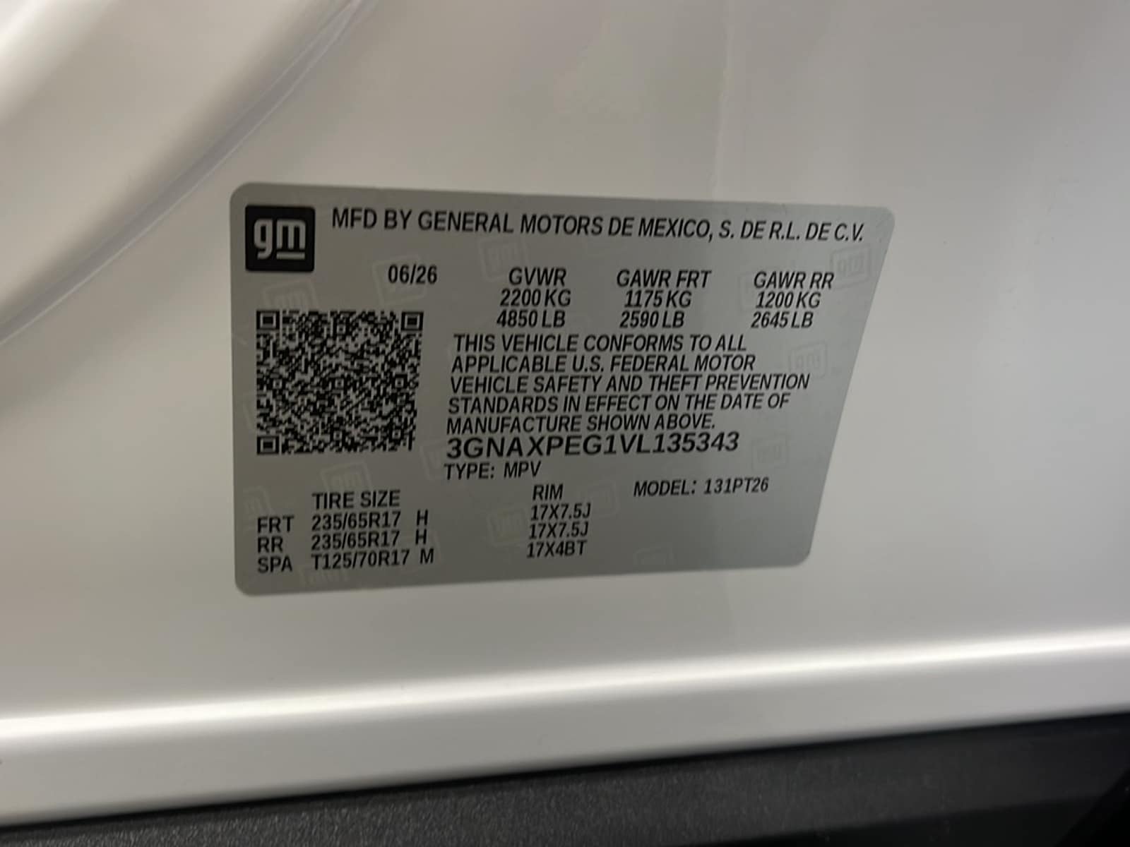 2027 Chevrolet Equinox LT - Photo 28
