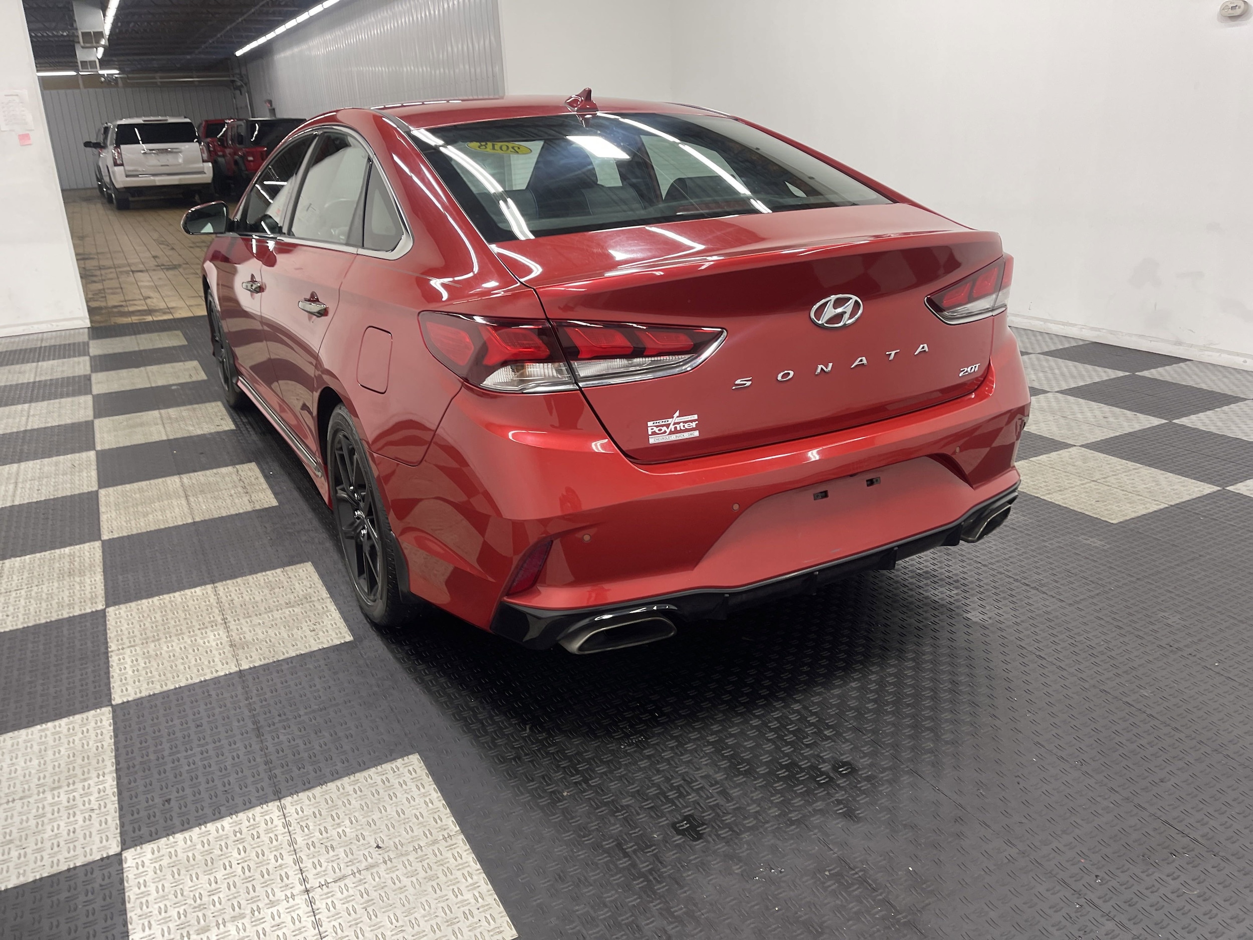 Used 2018 Hyundai Sonata Limited with VIN 5NPE34AB2JH677396 for sale in Seymour, IN