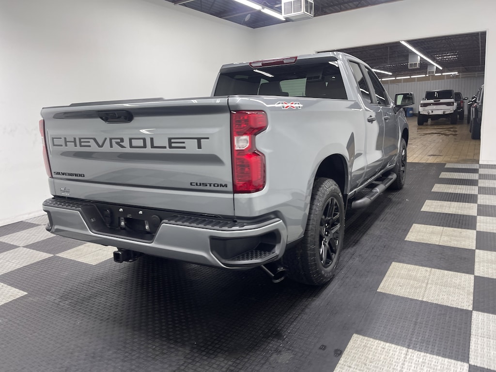 New 2026 Chevrolet Silverado 1500 Custom Truck