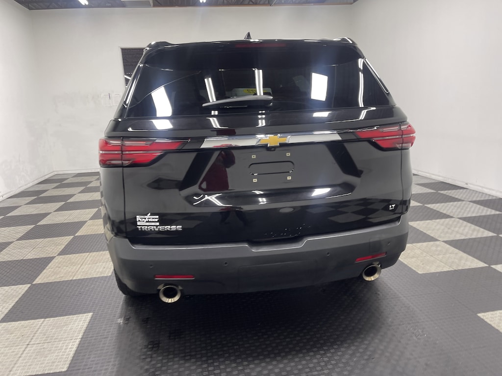 Used 2022 Chevrolet Traverse LT Leather SUV