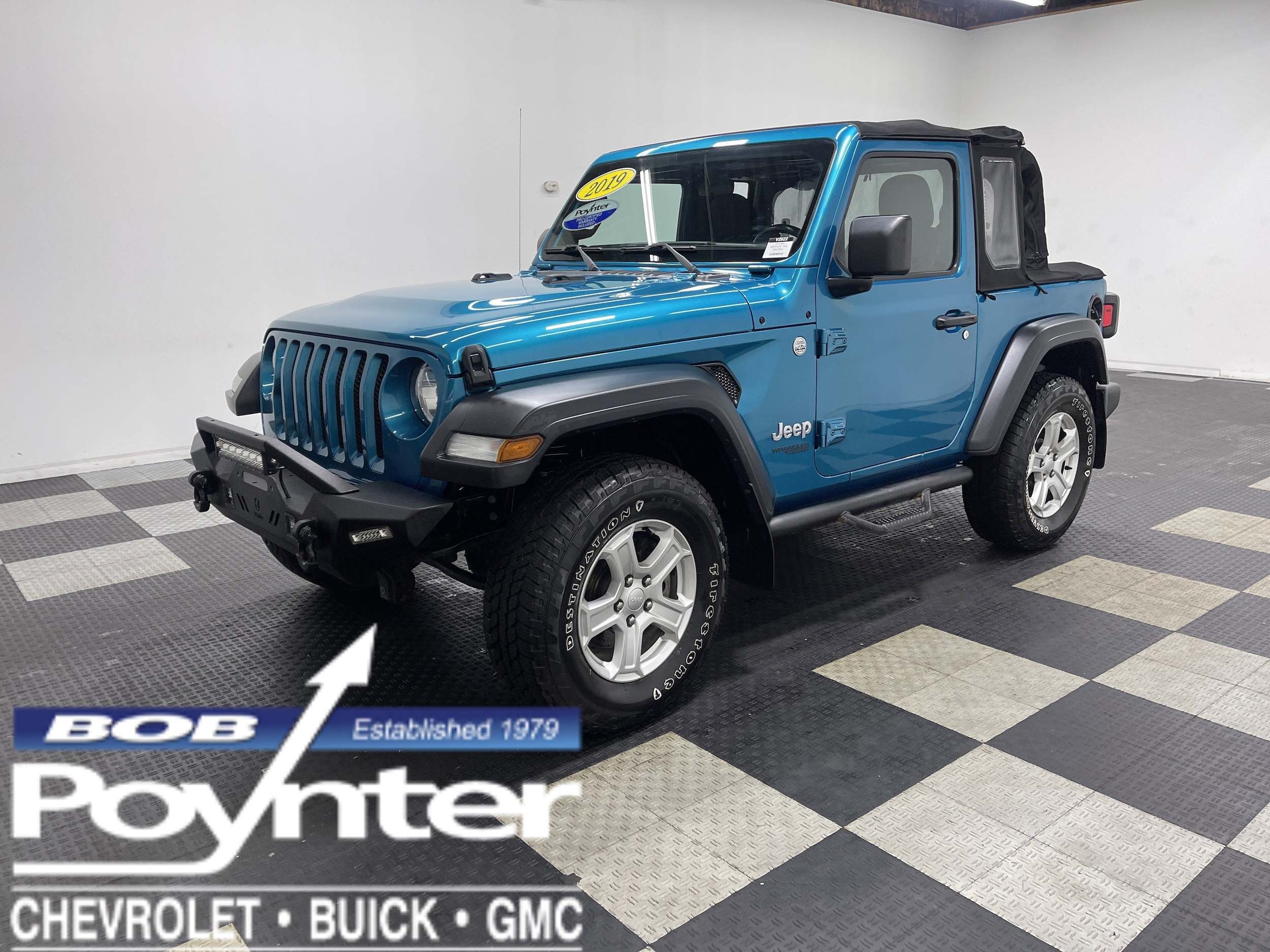 2019 Jeep Wrangler Sport S's photo