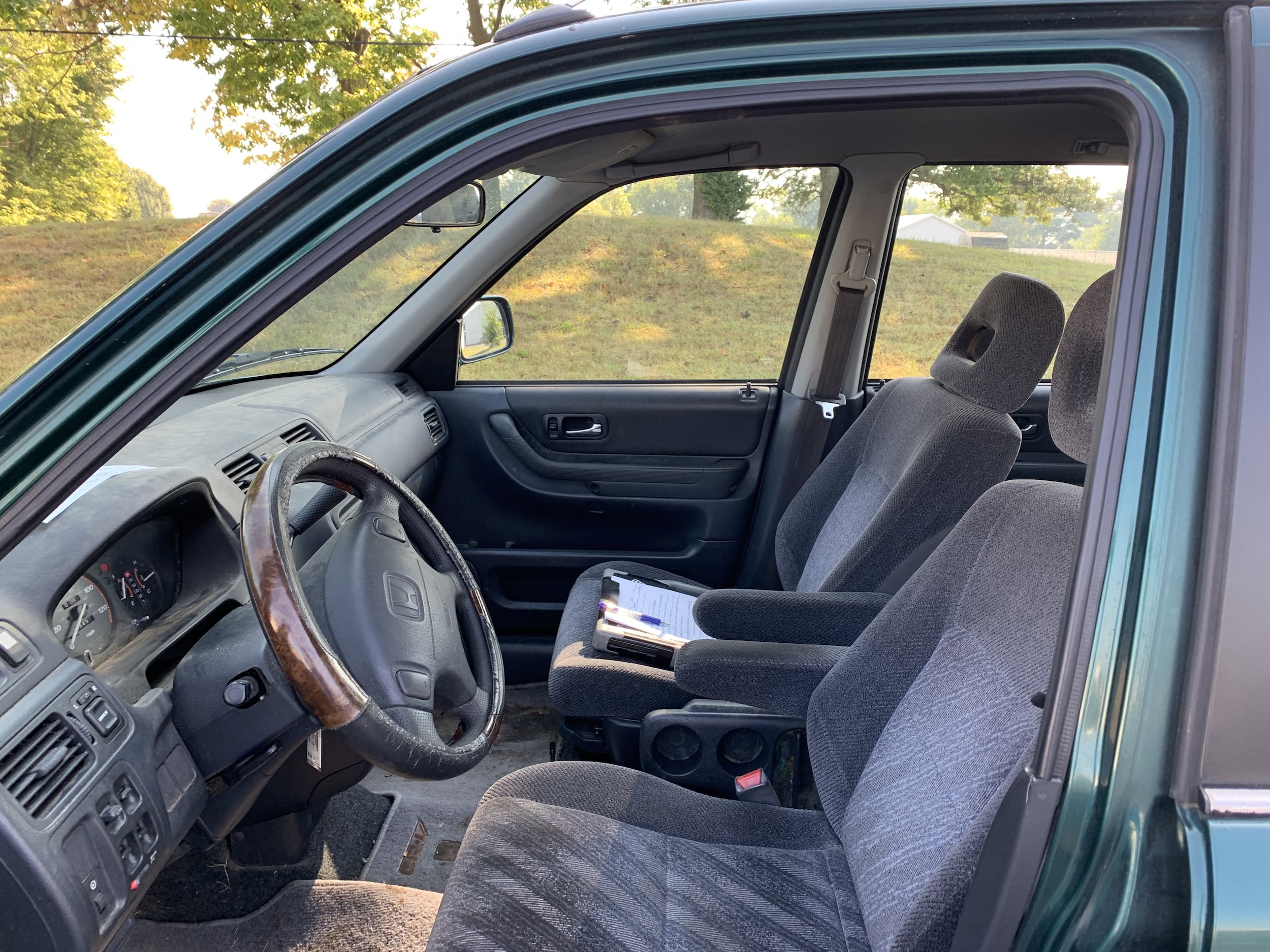 Used 2001 Honda CR-V EX with VIN JHLRD18631C020272 for sale in Seymour, IN