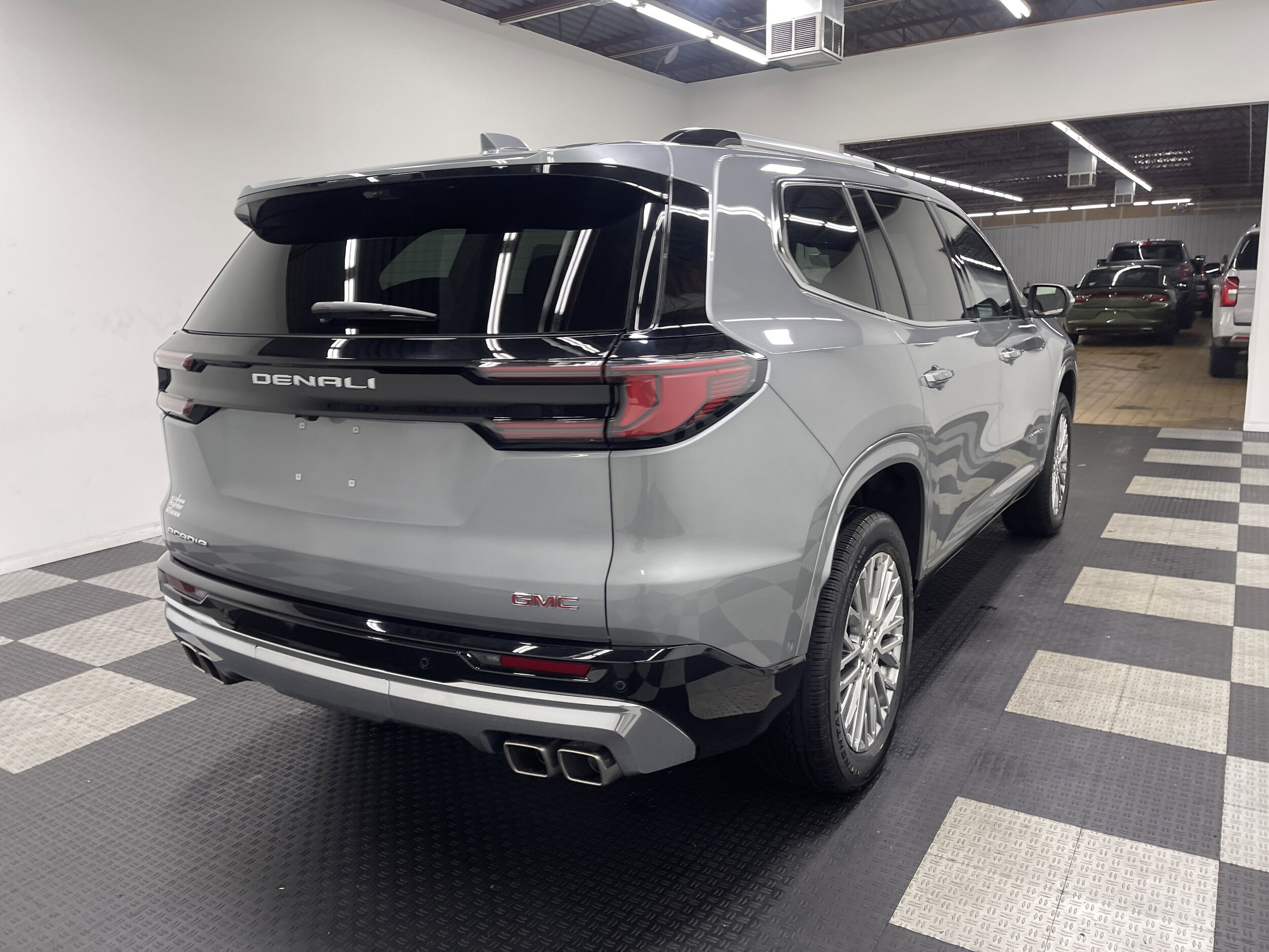2026 Gmc Acadia Denali photo 3