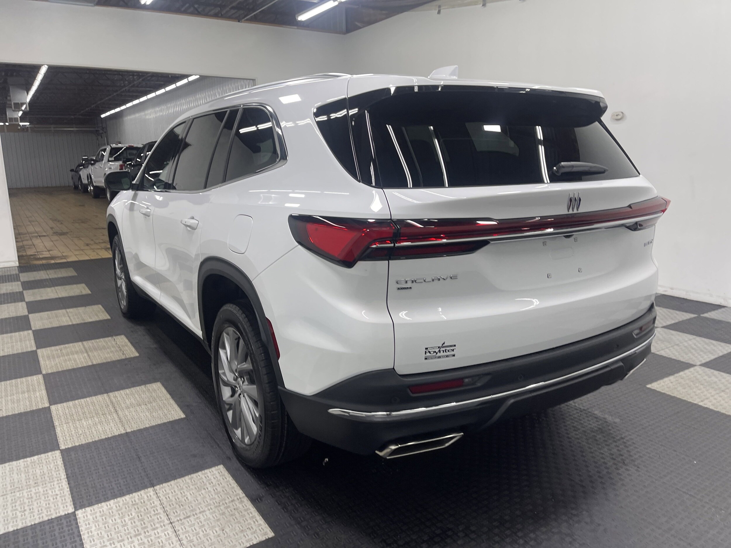 2025 Buick Enclave Preferred photo 2