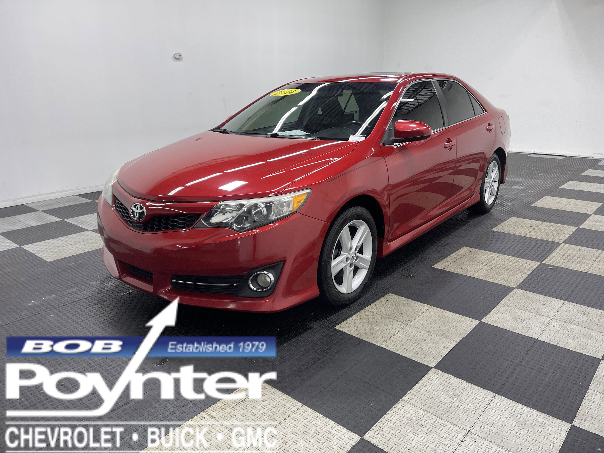 2014 Toyota Camry SE