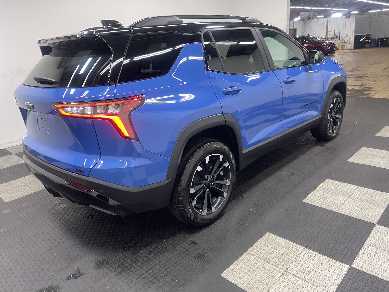 2025 Chevrolet Equinox RS photo 4