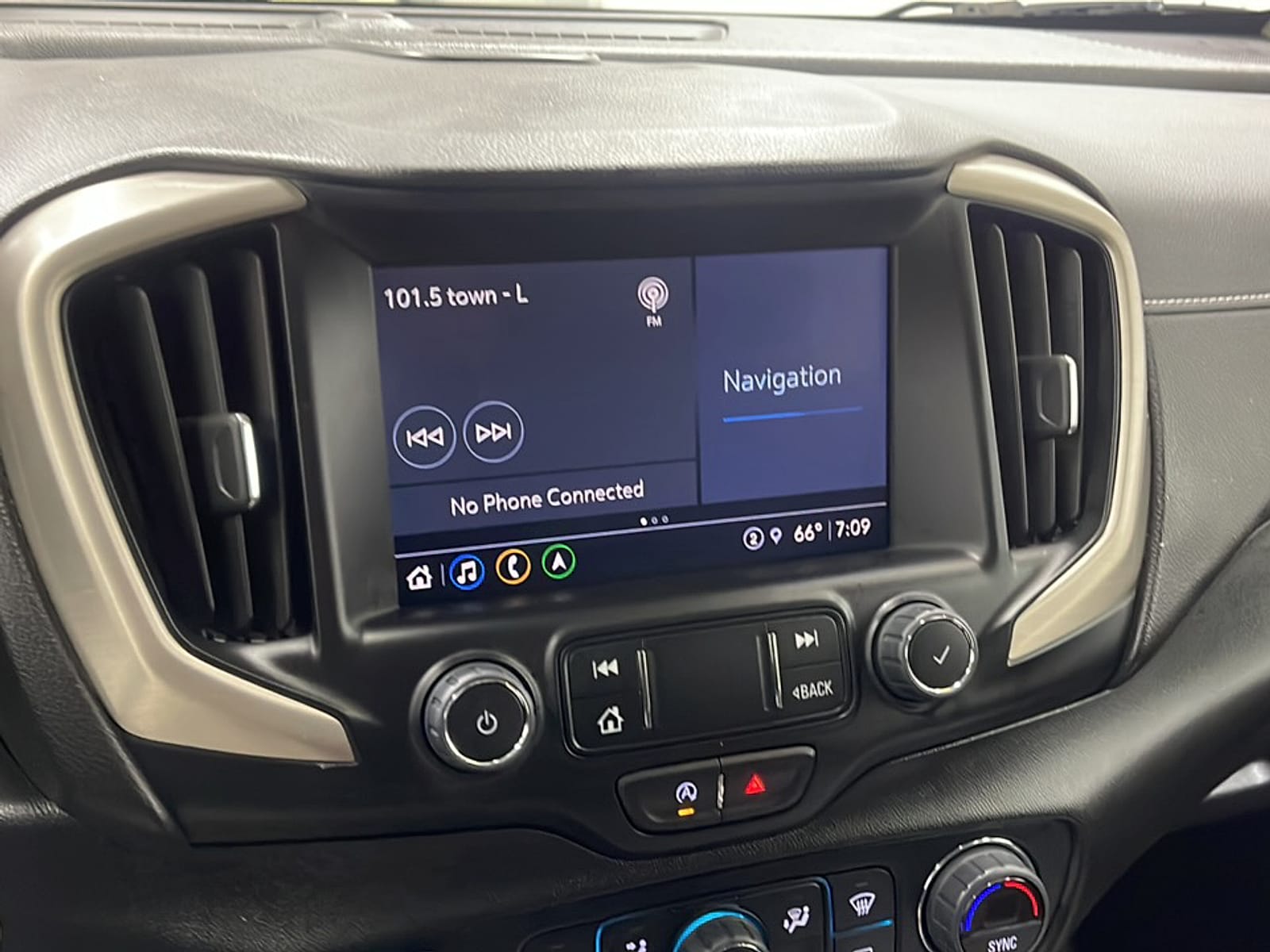 2023 GMC Terrain Denali - Photo 8
