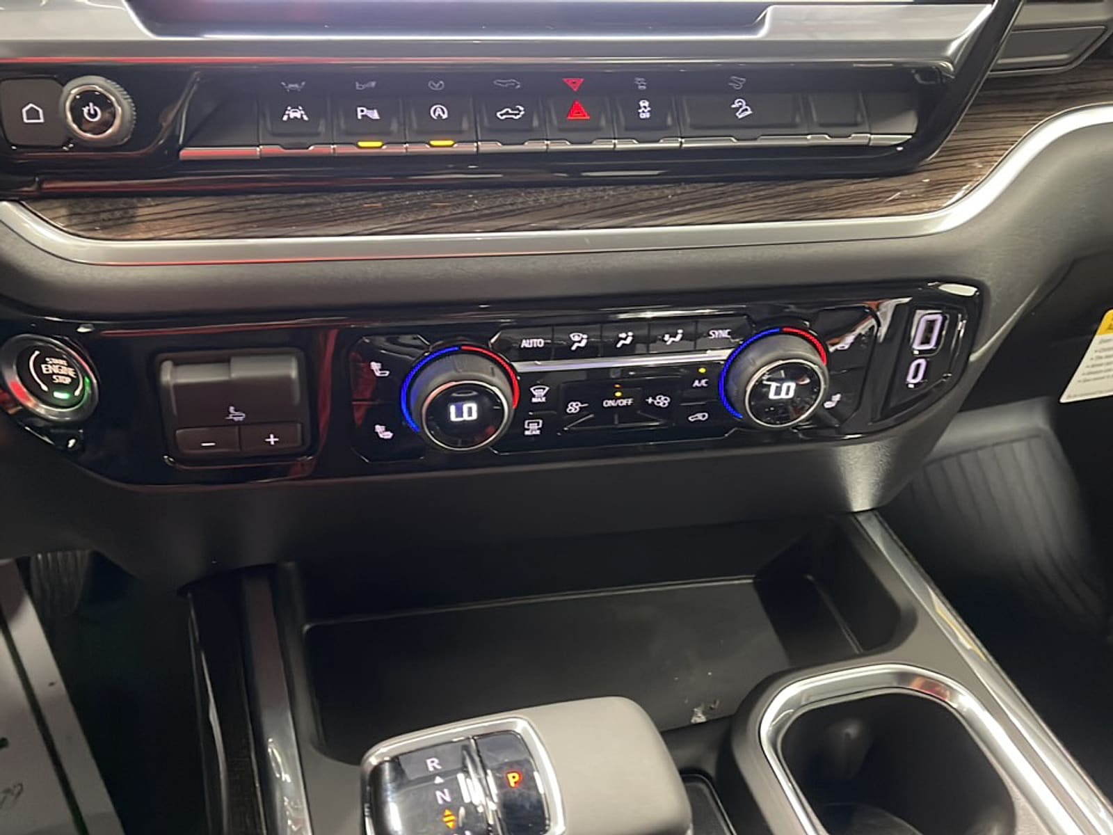 2026 Chevrolet Silverado 1500 LT Trail Boss - Photo 10