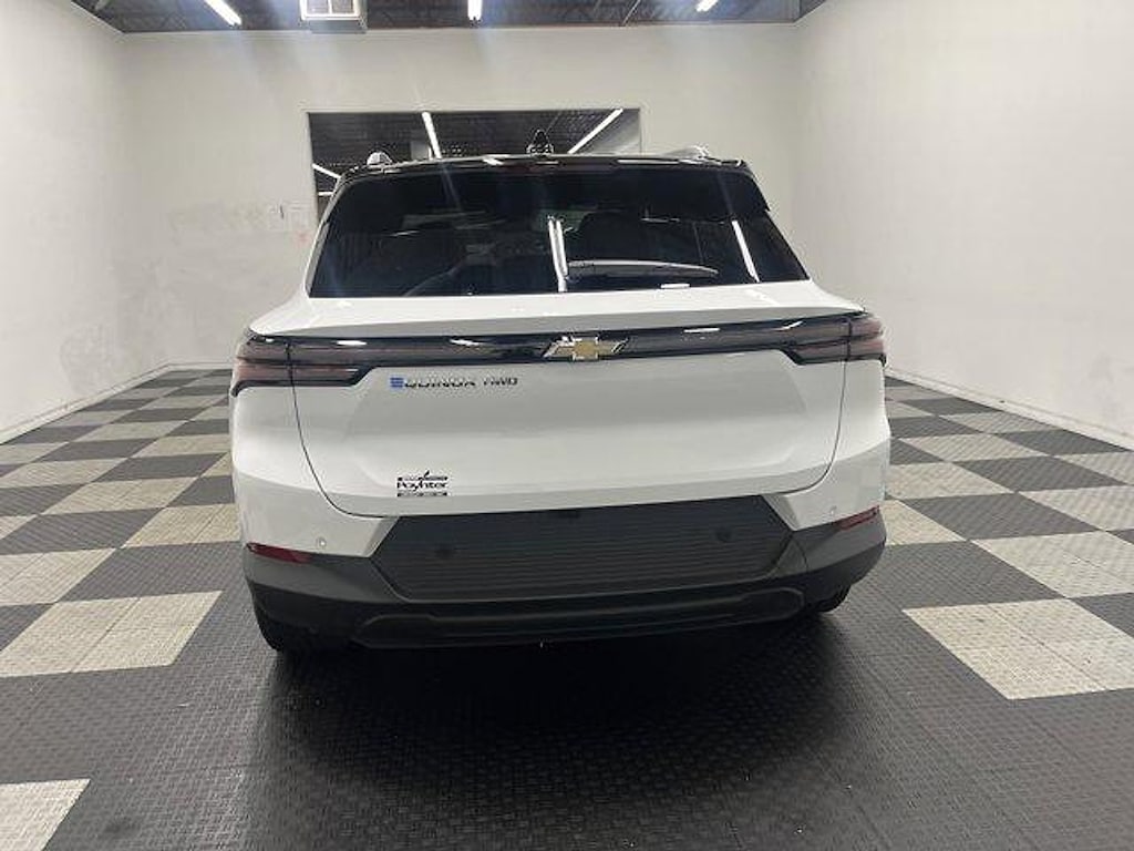 New 2026 Chevrolet Equinox EV LT SUV