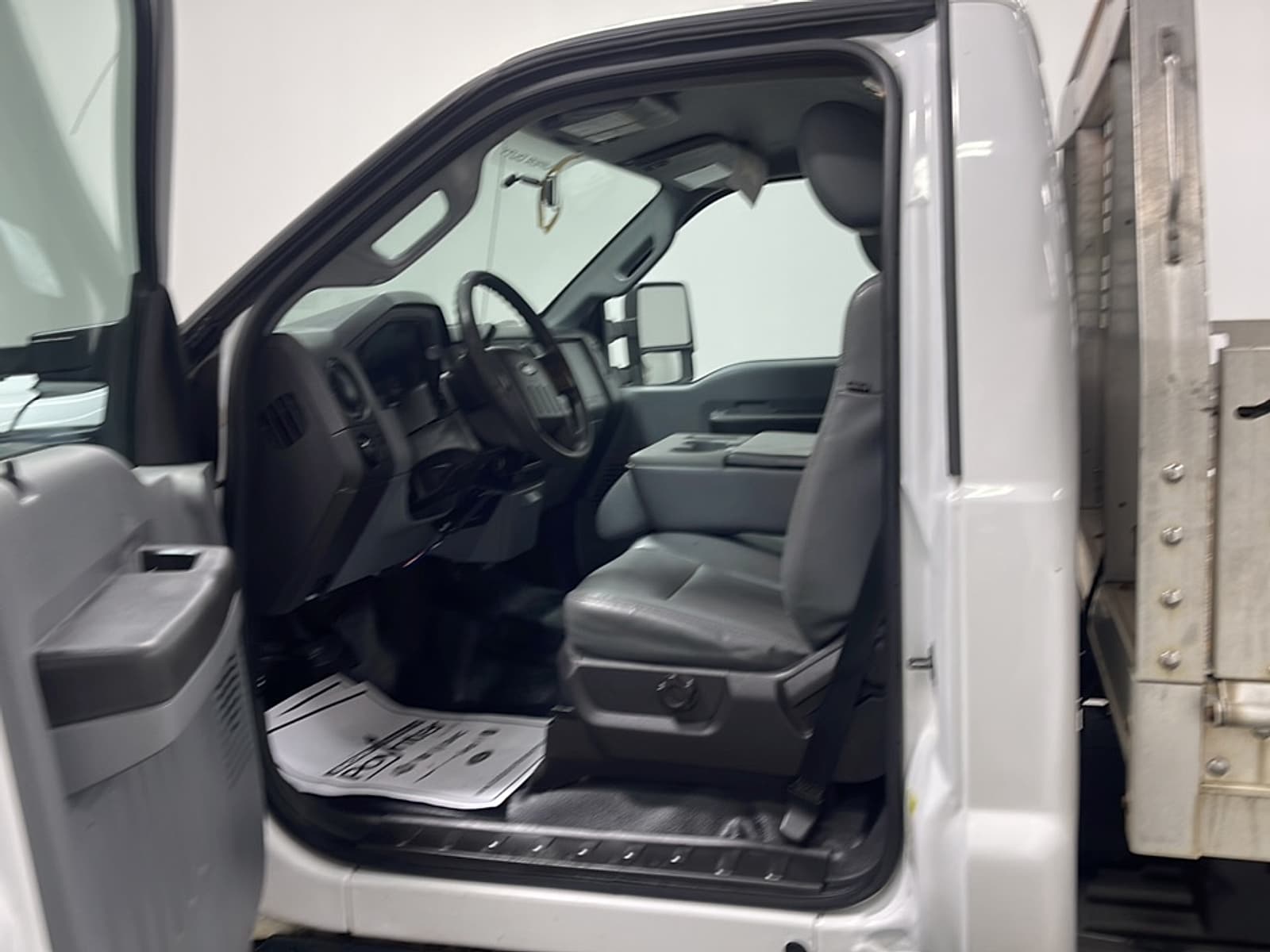 Used 2014 Ford F-250 Super Duty XL with VIN 1FDBF2A67EEB81500 for sale in Seymour, IN