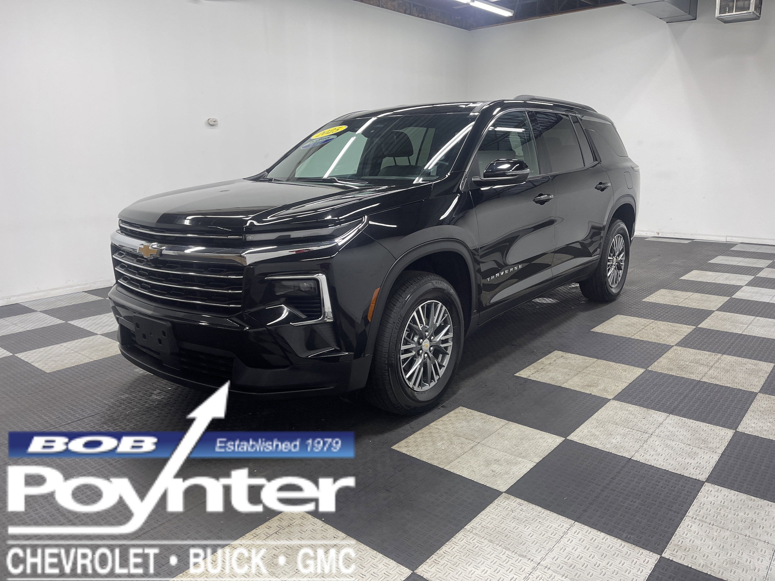 2025 Chevrolet Traverse SUV 