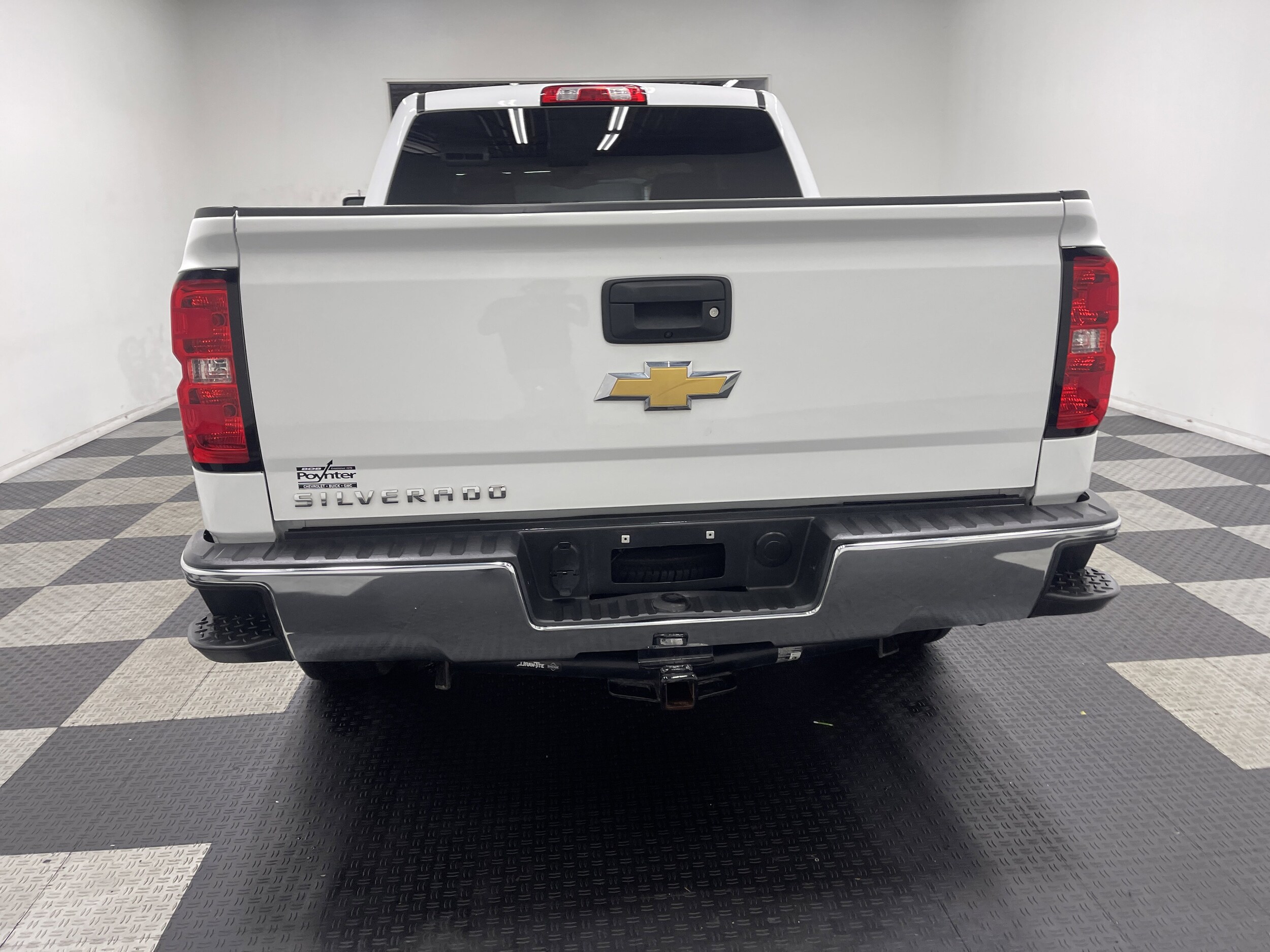 2018 Chevrolet Silverado 1500 LS photo 2