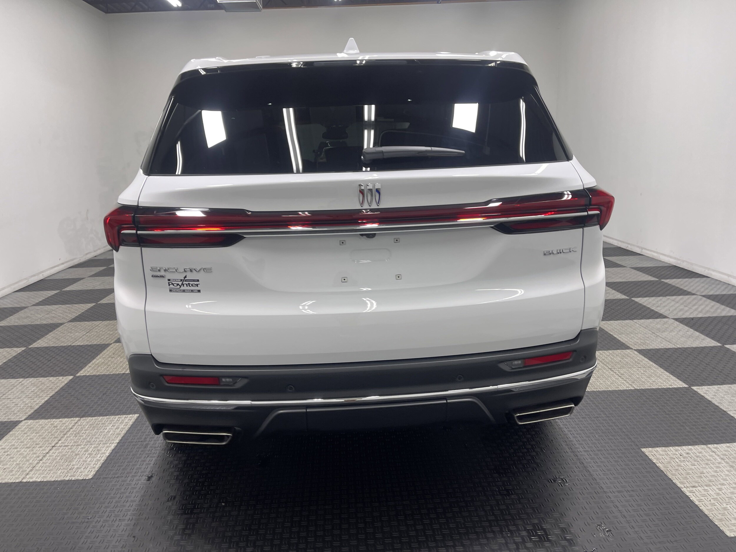 2025 Buick Enclave Preferred photo 3
